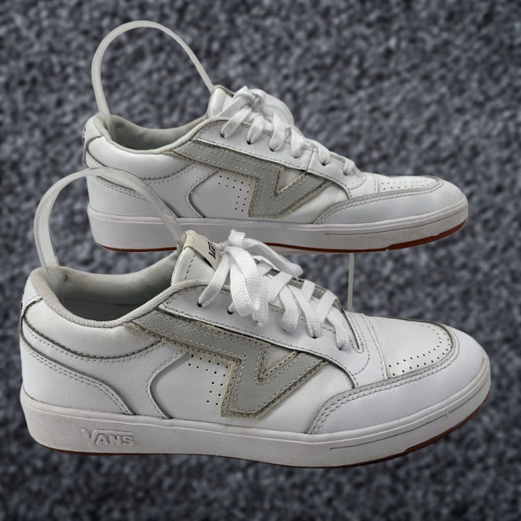 Vans Vans ComfyCush Sneaker Athletic White Unisex Adults 7.5 Lace Up Leather Shoes Size US 7 / EU 40 - 1 Thumbnail