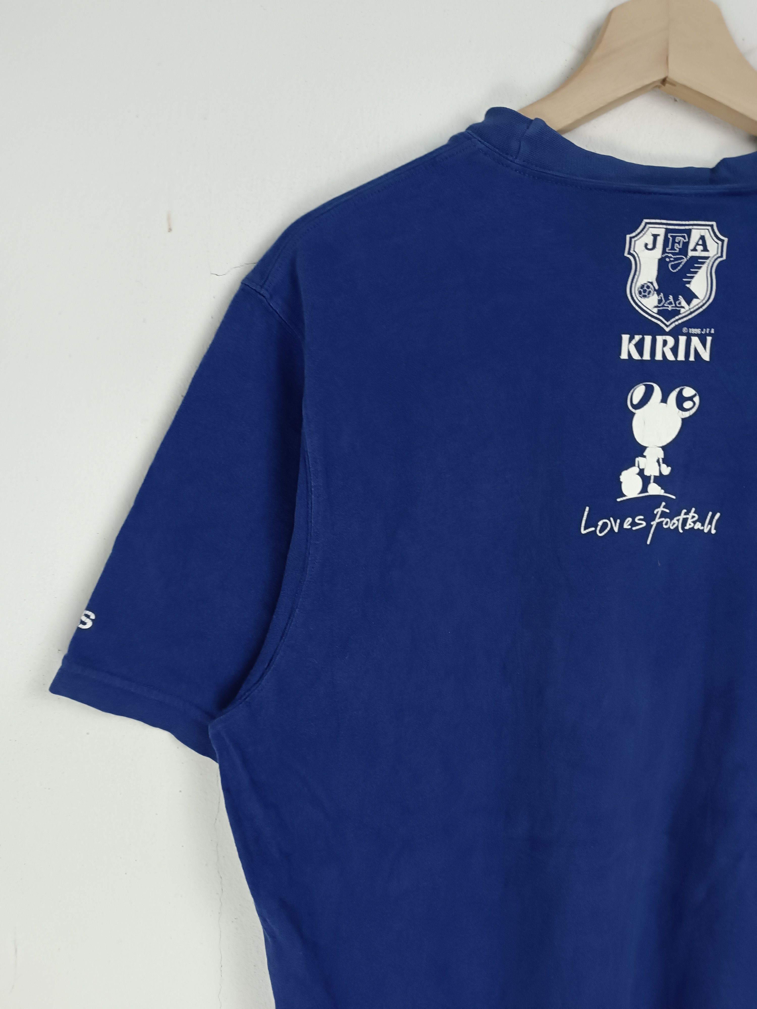 Vintage VINTAGE 90'S KIRIN JAPAN X MURAKAMI TAKASHIPOM FOOTBALL TEE Size US L / EU 52-54 / 3 - 13 Thumbnail