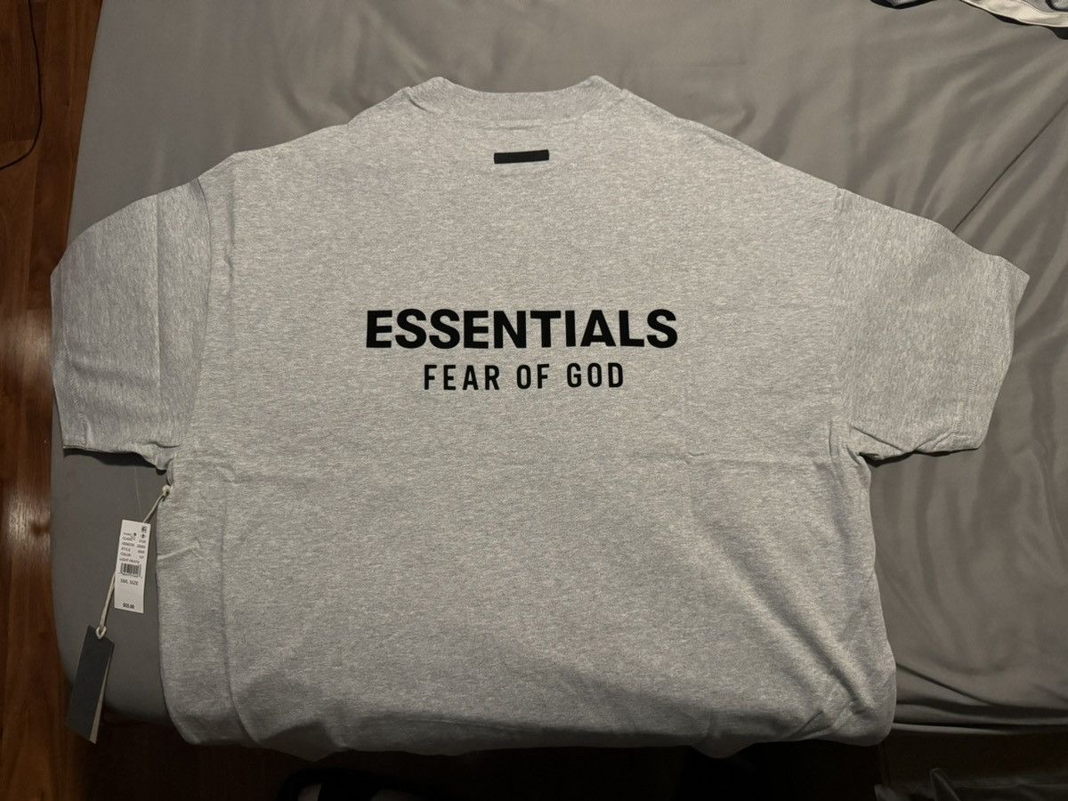 Essentials × Fear of God Essentials FOG Jersey Crewneck T-Shirt Light Heather Grey Size US S / EU 44-46 / 1 - 2 Thumbnail