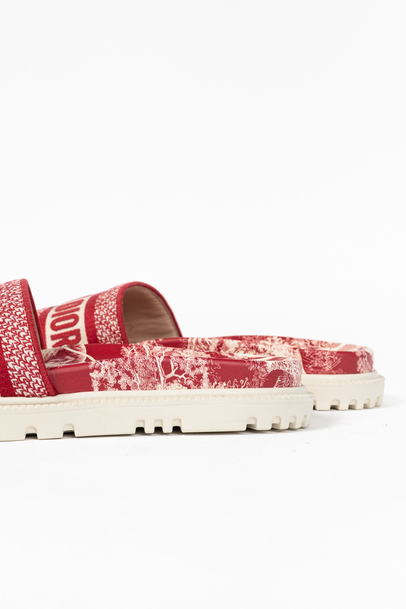 Dior Christian Dior Dway Toile du Jouy Flowers Embroidered Slides Size US 7 / IT 37 - 9 Thumbnail