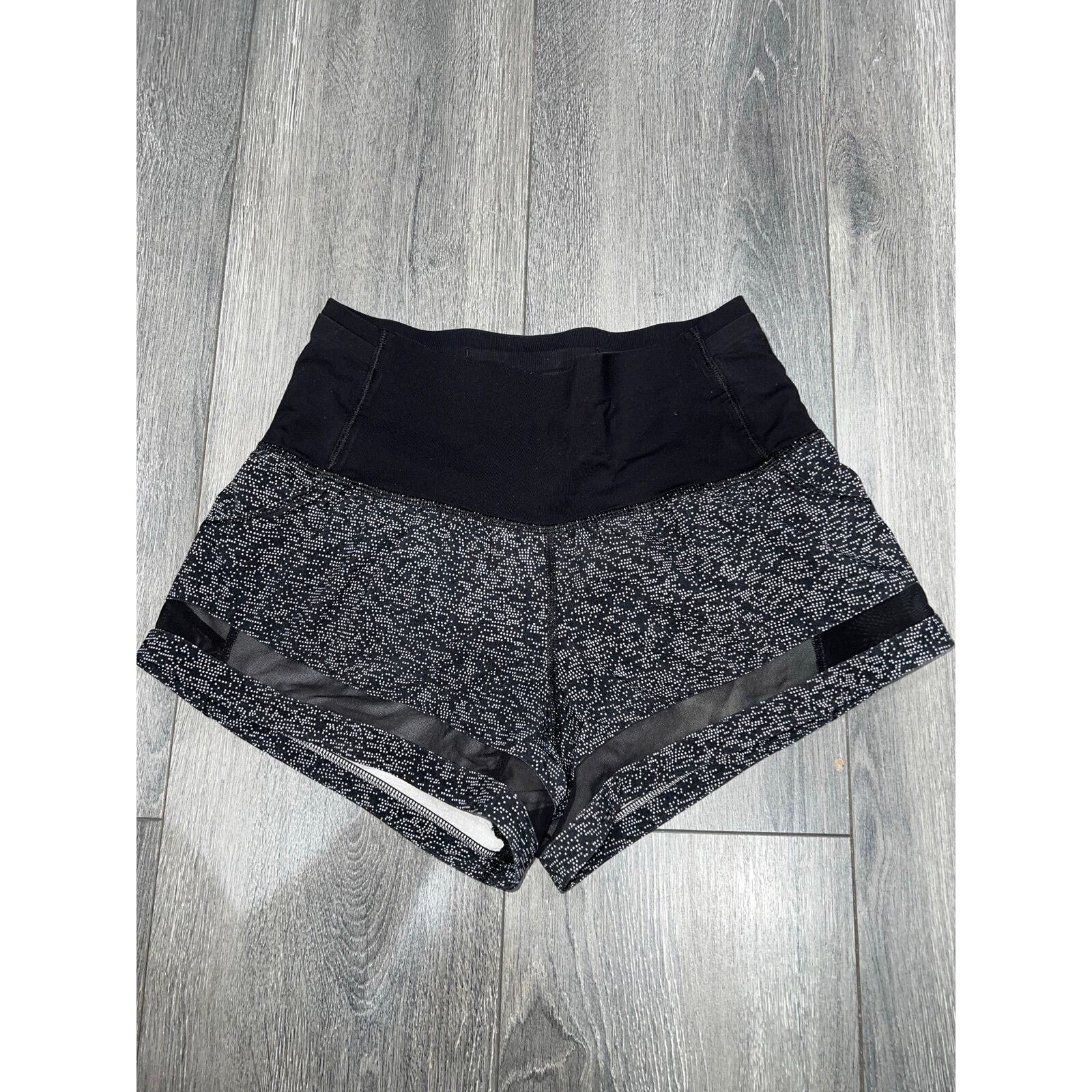 Lululemon Lululemon Lululemon Pace Perfect Short size 2 A000458 Size 26" / US 2 / IT 38 - 2 Thumbnail
