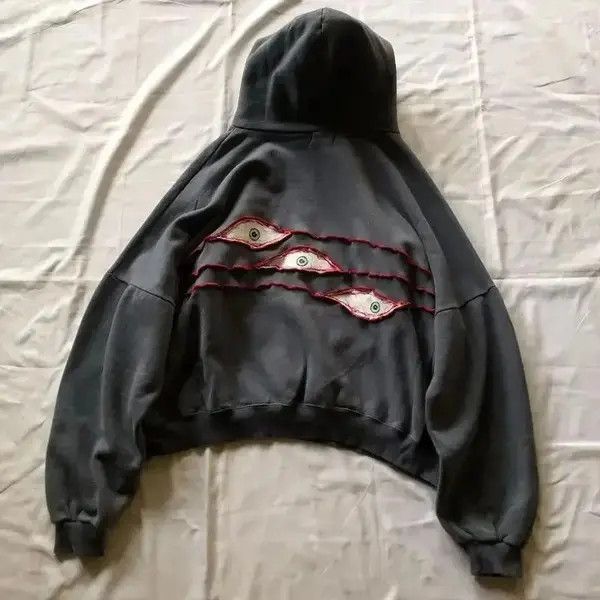 Japanese Brand Streetwear y2k sweatshirt hoodie retro gothic eye print Size US L / EU 52-54 / 3 - 4 Thumbnail