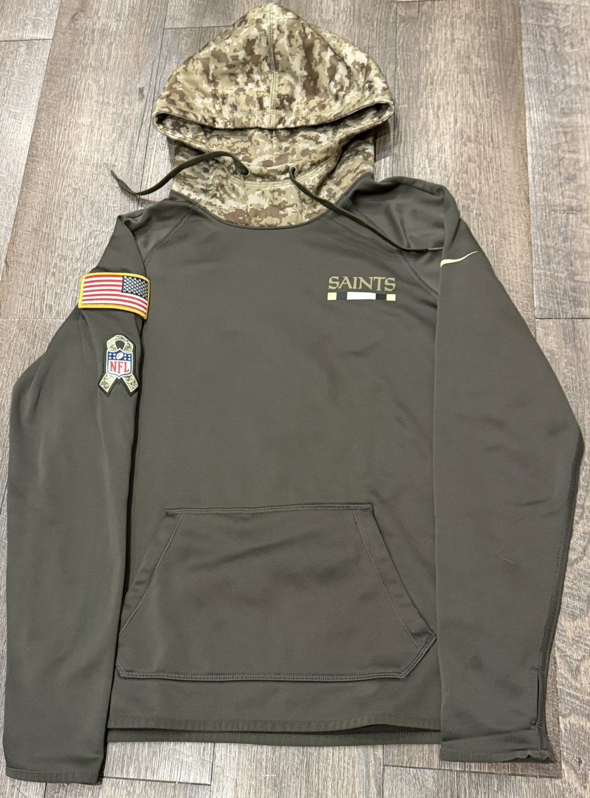 NFL Nike NFL Salute To Service New Orleans Saints Camo Hoodie Size US S / EU 44-46 / 1 - 1 Thumbnail