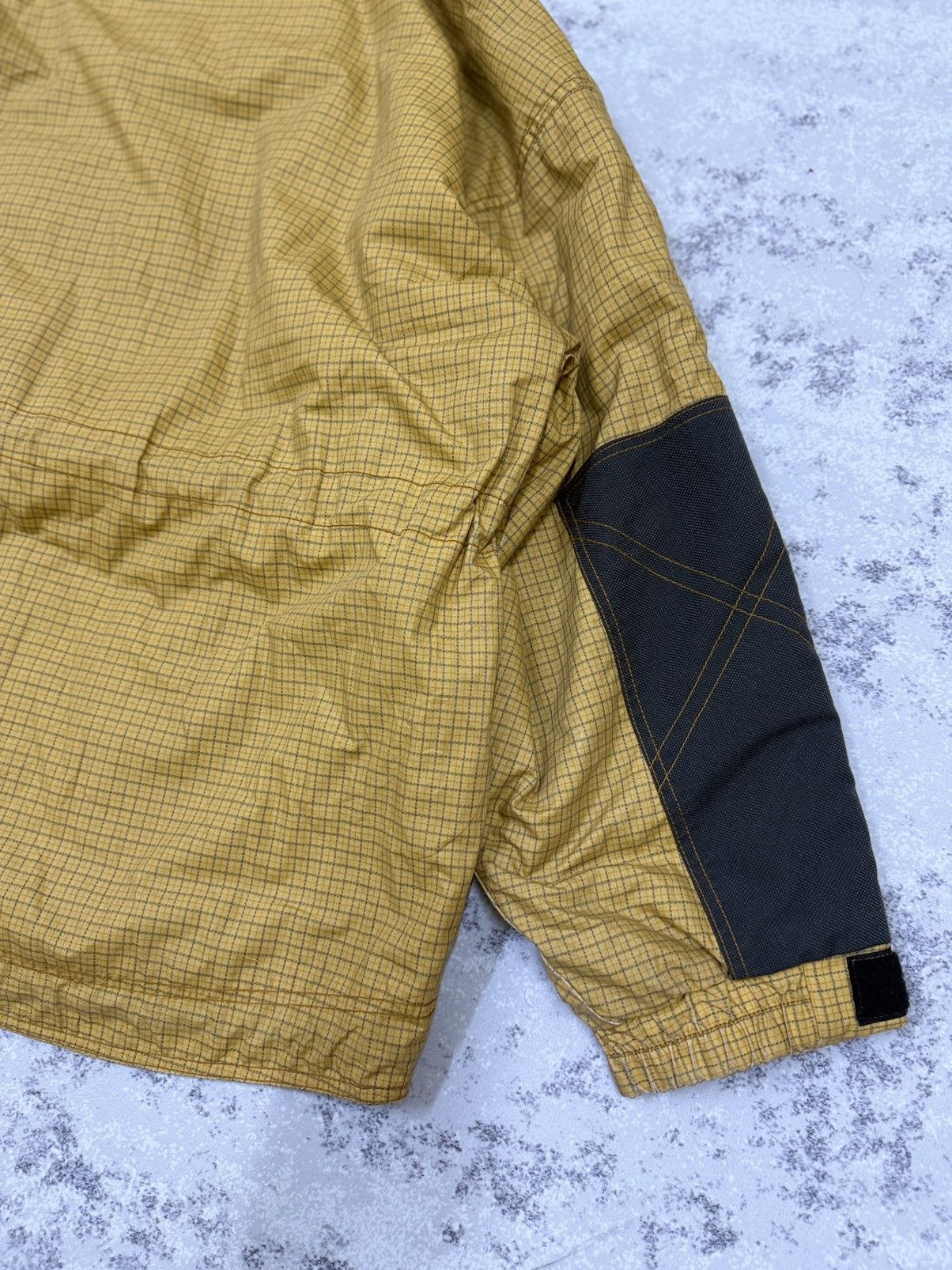 Japanese Brand Vintage 90s COURMAYEUR snow board jacket ski hoodie Size US L / EU 52-54 / 3 - 18 Thumbnail