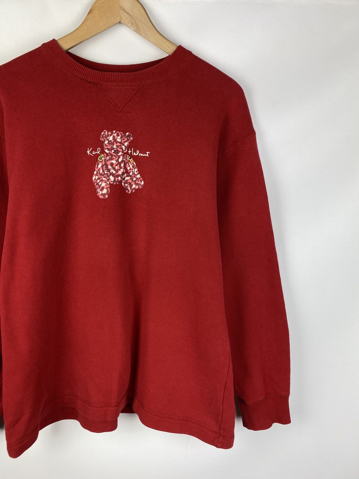 Japanese Brand × Karl Helmut Karl Helmut Pink House Bear Logo men’s sweatshirt Japan Size US M / EU 48-50 / 2 - 3 Thumbnail
