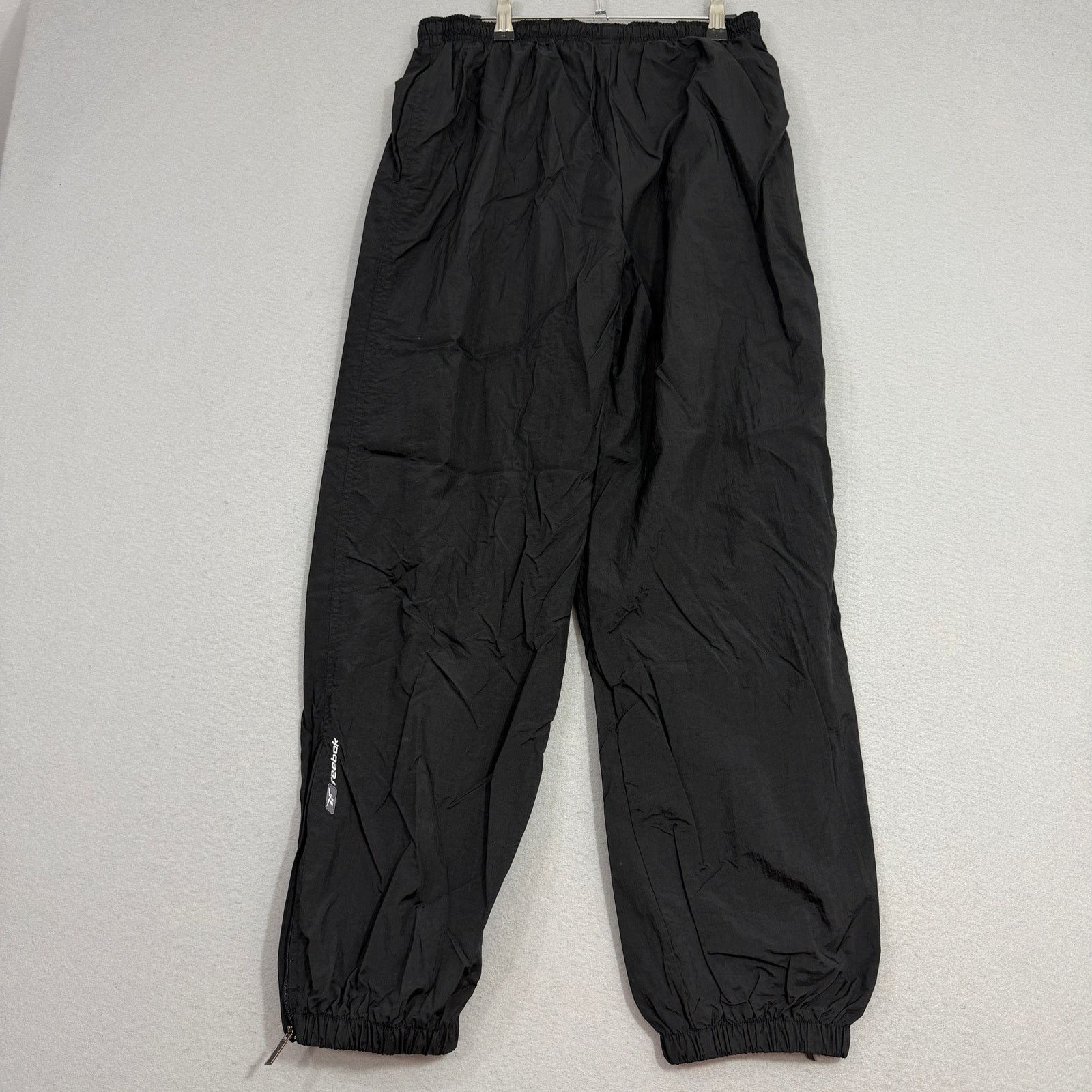 Reebok Vintage Reebok Windbreaker Track Pants Mens Medium Black Size US 32 / EU 48 - 7 Thumbnail