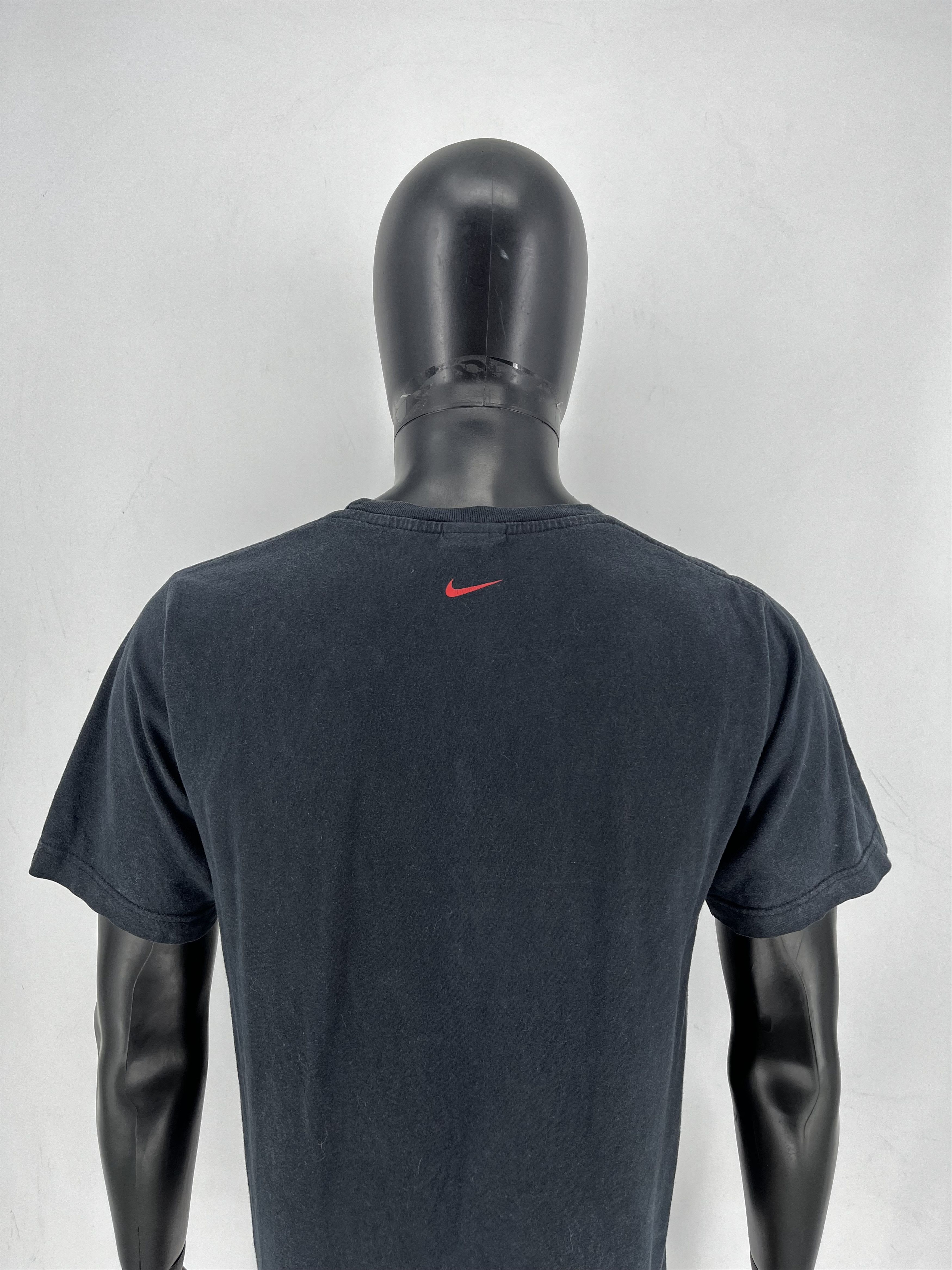 Nike Vintage 90s Nike JA Basketball Flame Guy oversize rare tee Size US M / EU 48-50 / 2 - 10 Thumbnail