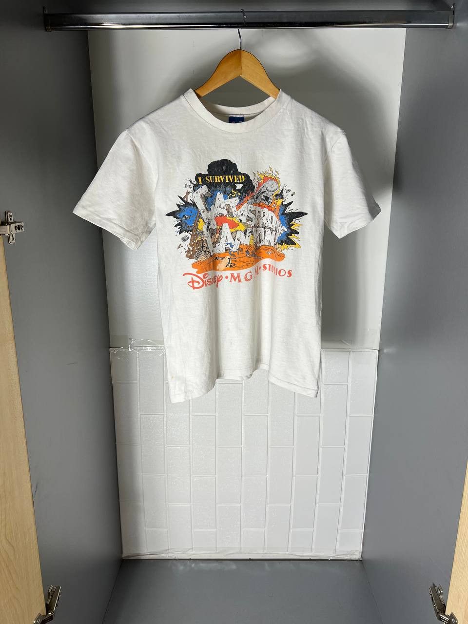 Cartoon Network VINTAGE DISNEY CATASTROPHE CANYON RETRO MOVIE T-SHIRT Y2K 90 Size US M / EU 48-50 / 2 - 5 Thumbnail