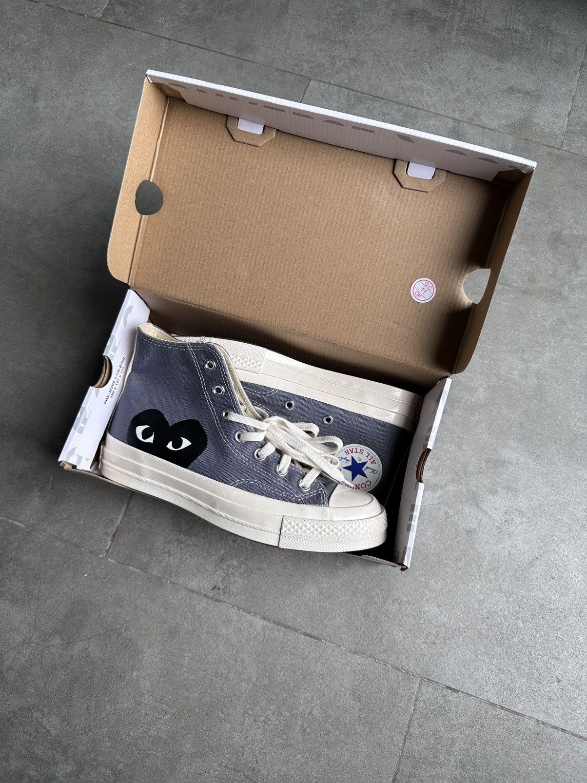 Comme des Garcons PLAY × Converse CDG PLAY x CONVERSE HI CHUCK TAILOR 70 Size US 7 / IT 37 - 4 Thumbnail