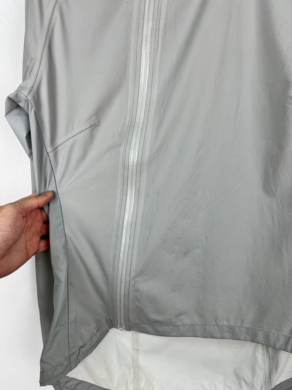 Rapha × Vintage Rapha rain jackets women’s size S Size S / US 4 / IT 40 - 7 Thumbnail