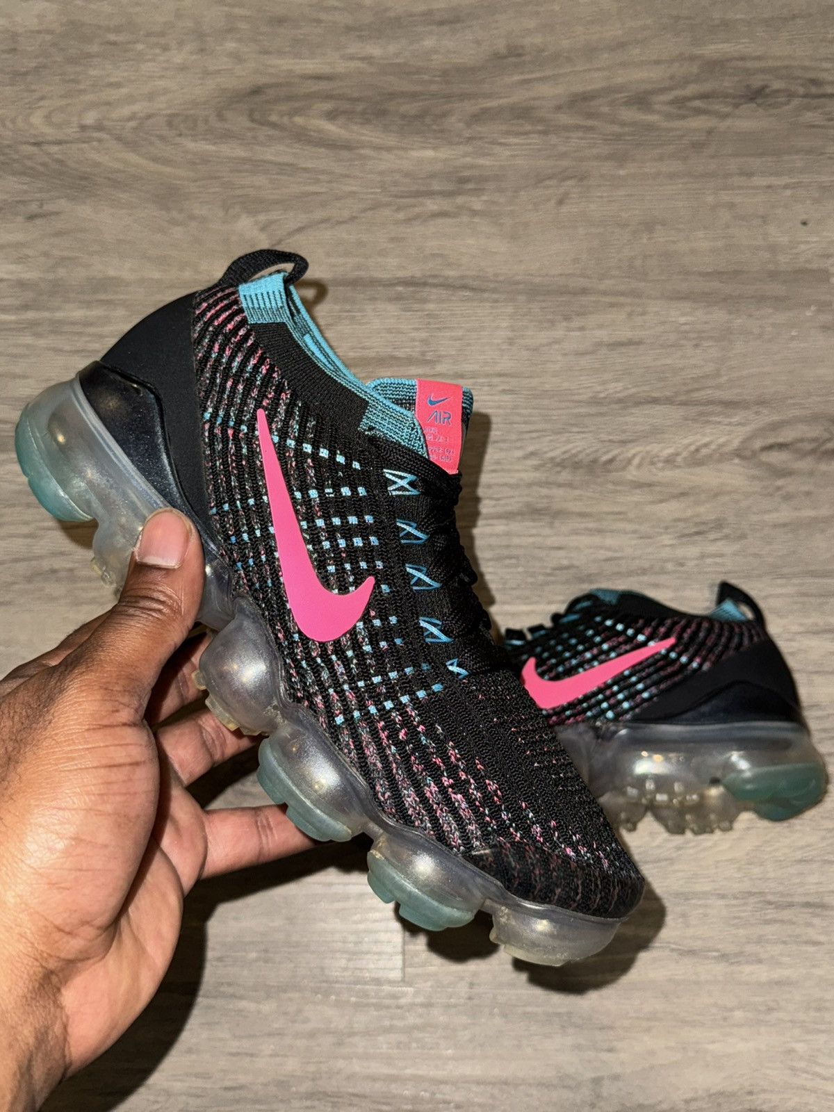 Nike Nike Vapormax Flyknit 3 Black Hyper Pink Blue Size US 7 / IT 37 - 7 Thumbnail