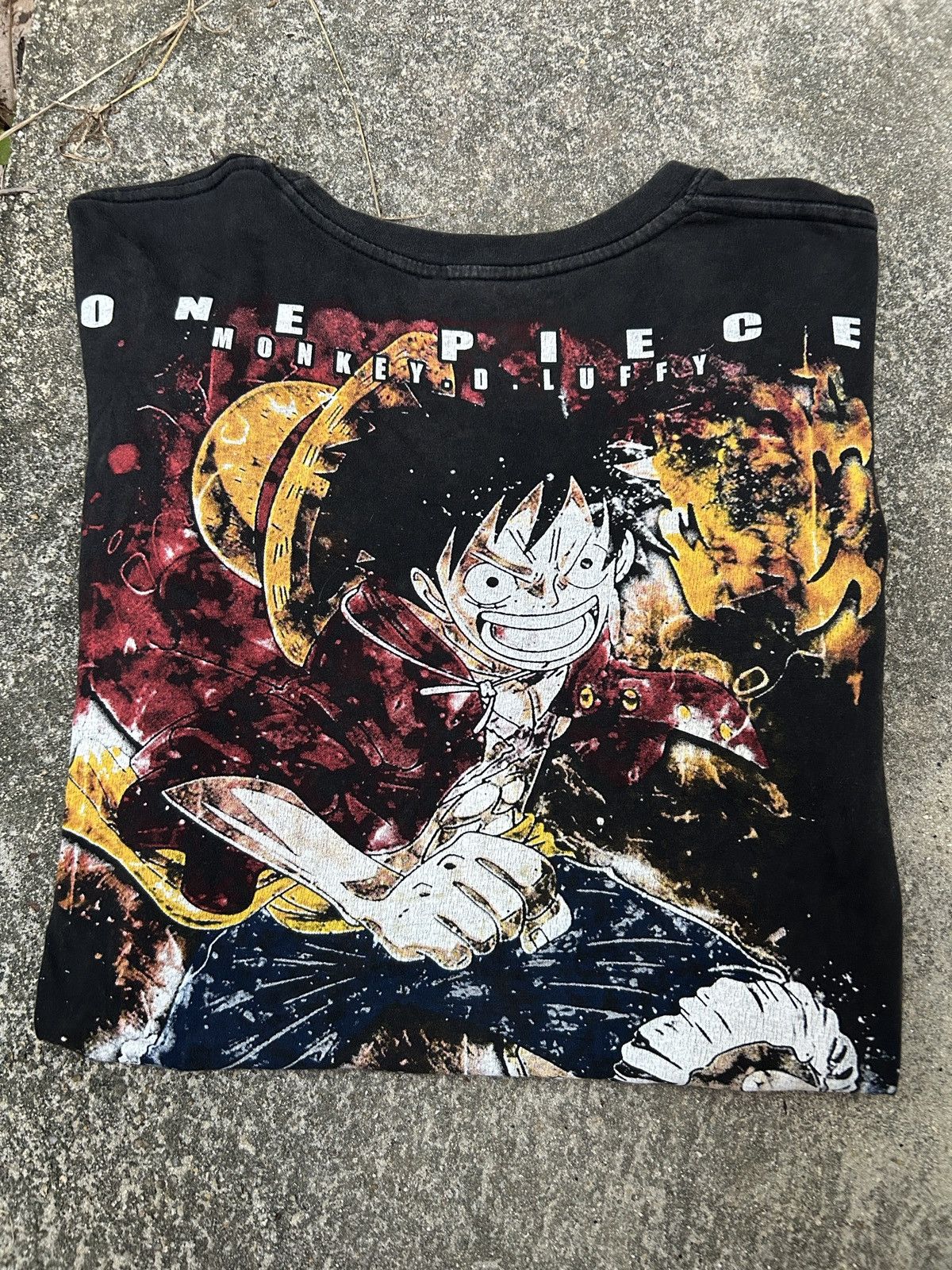 Anime Vintage One piece Monkey D. Luffy Thrashed Sun Faded Size US M / EU 48-50 / 2 - 13 Thumbnail