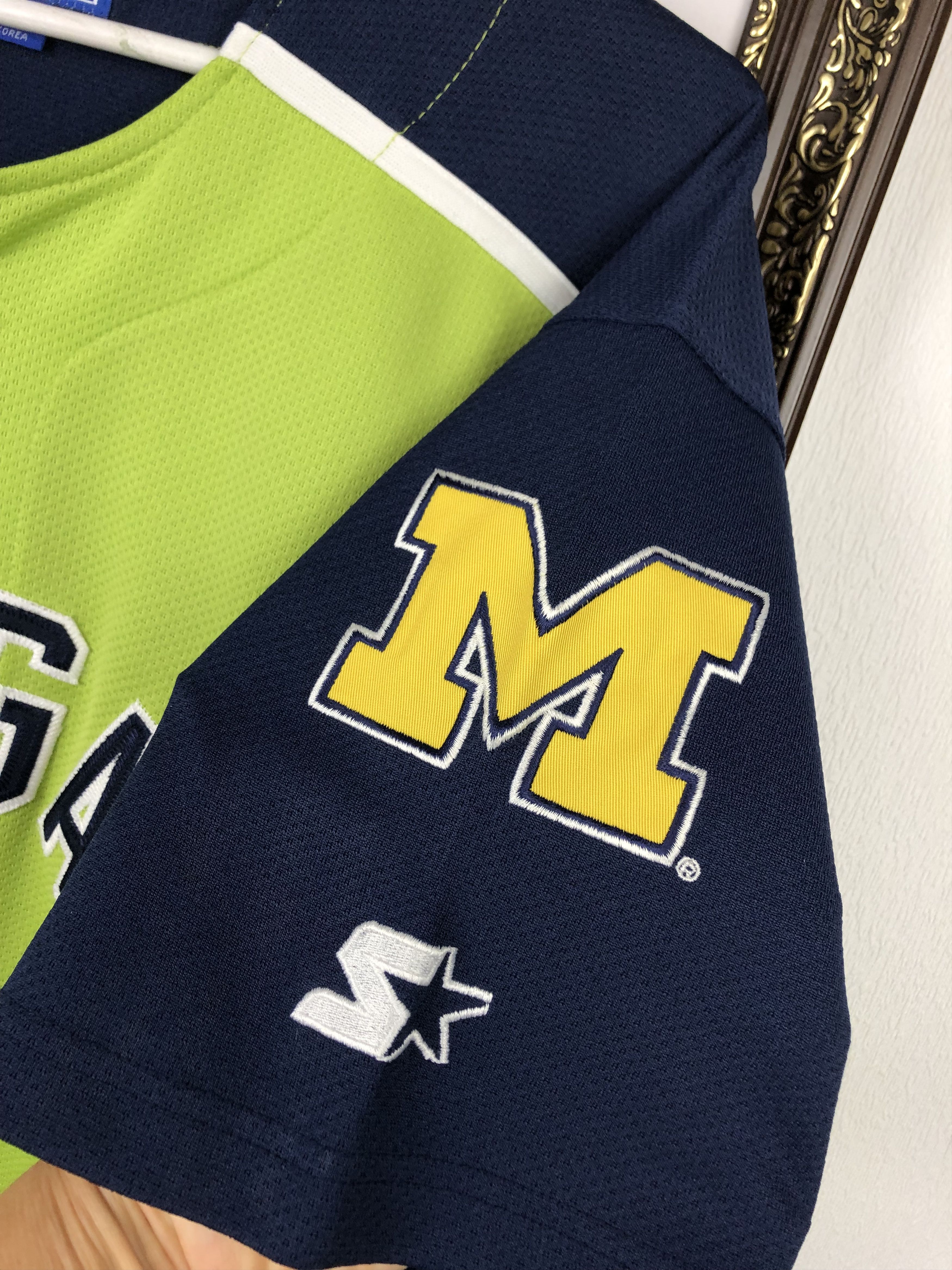 Starter Vintage 90's Starter Michigan Wolverines Jersey Shirt Size US L / EU 52-54 / 3 - 4 Thumbnail