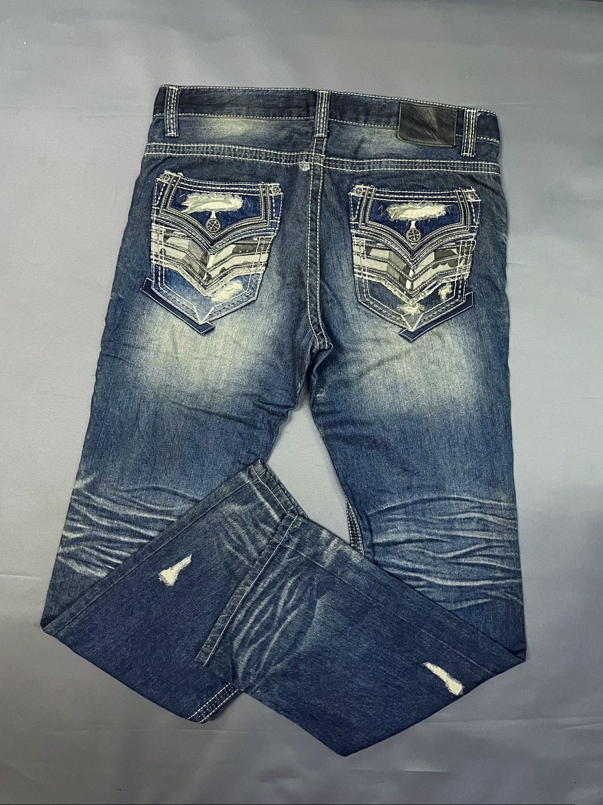 Affliction × Le Grande Bleu (L.G.B.) AFFLICTION BLAKE JEAN DISTRESSED DENIM JEANS Size US 34 / EU 50 - 2 Thumbnail