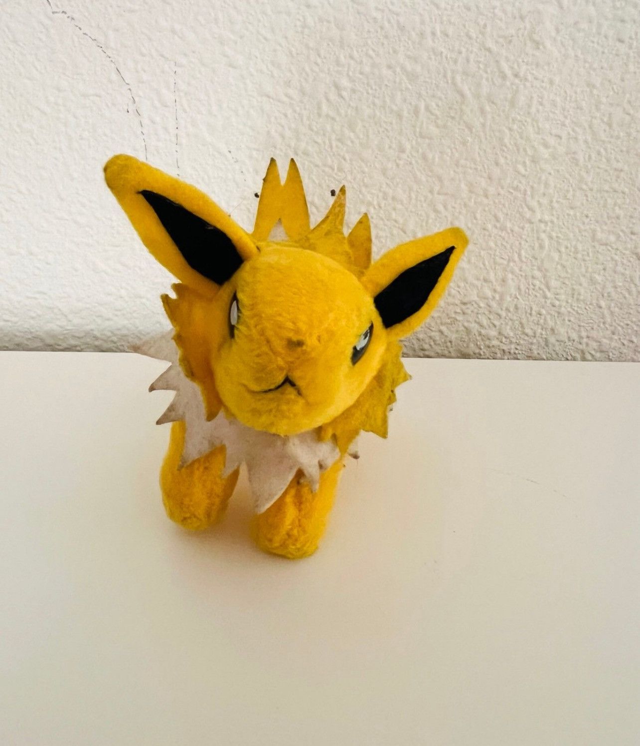 Pokemon RARE 1998 Bandai Pokémon Jolteon Plush #71418 Authentic Size ONE SIZE - 1 Thumbnail