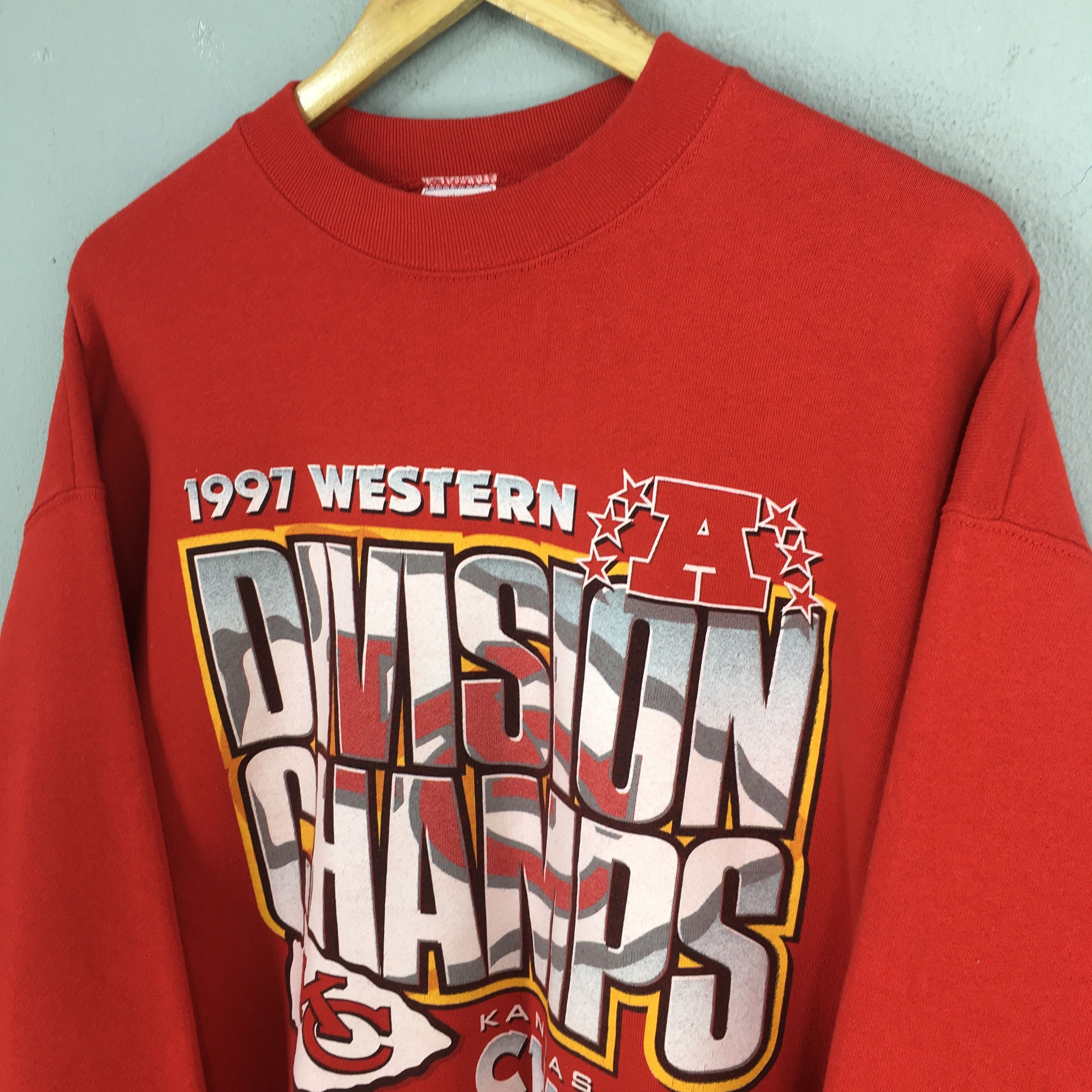 NFL Vintage 90s Kansas City Chiefs NFL Sweatshirt XLarge Size US XL / EU 56 / 4 - 3 Thumbnail