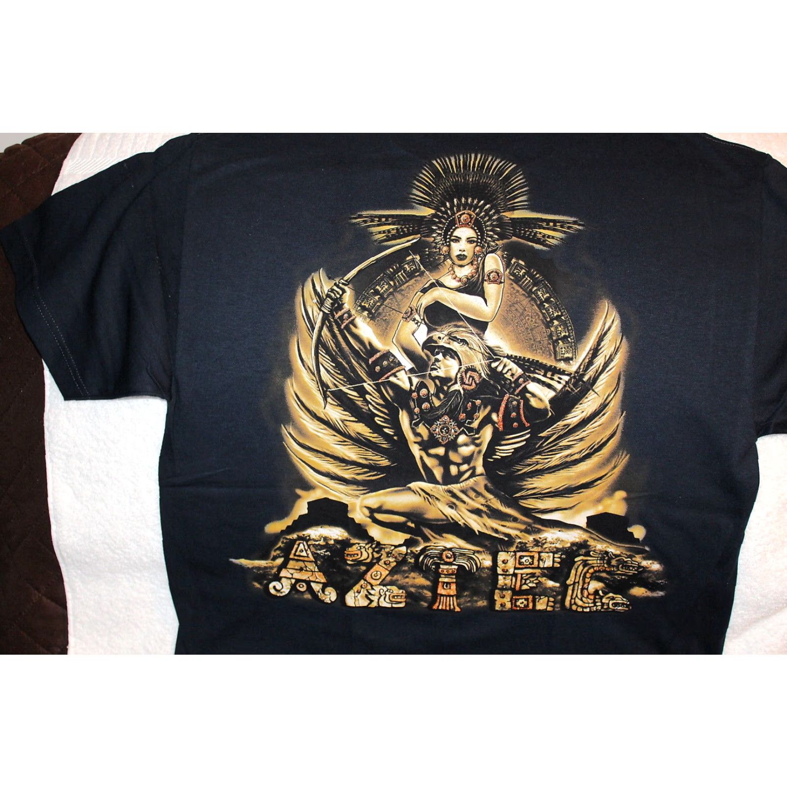 Vintage VINTAGE Aztec Warrior & Princess Dark Blue Cotton Graphic T-Shirt Men Medium Aztec Theme Size US M / EU 48-50 / 2 - 2 Thumbnail