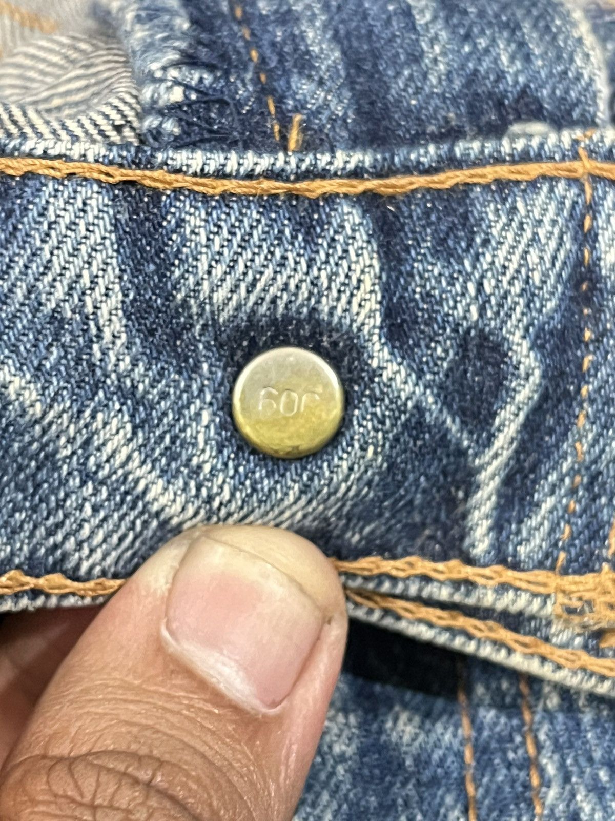 LVC × Levi's × Levi's Vintage Clothing Vintage Levi’s 512-0217 Faded Distressed Denim Size US 29 - 6 Thumbnail