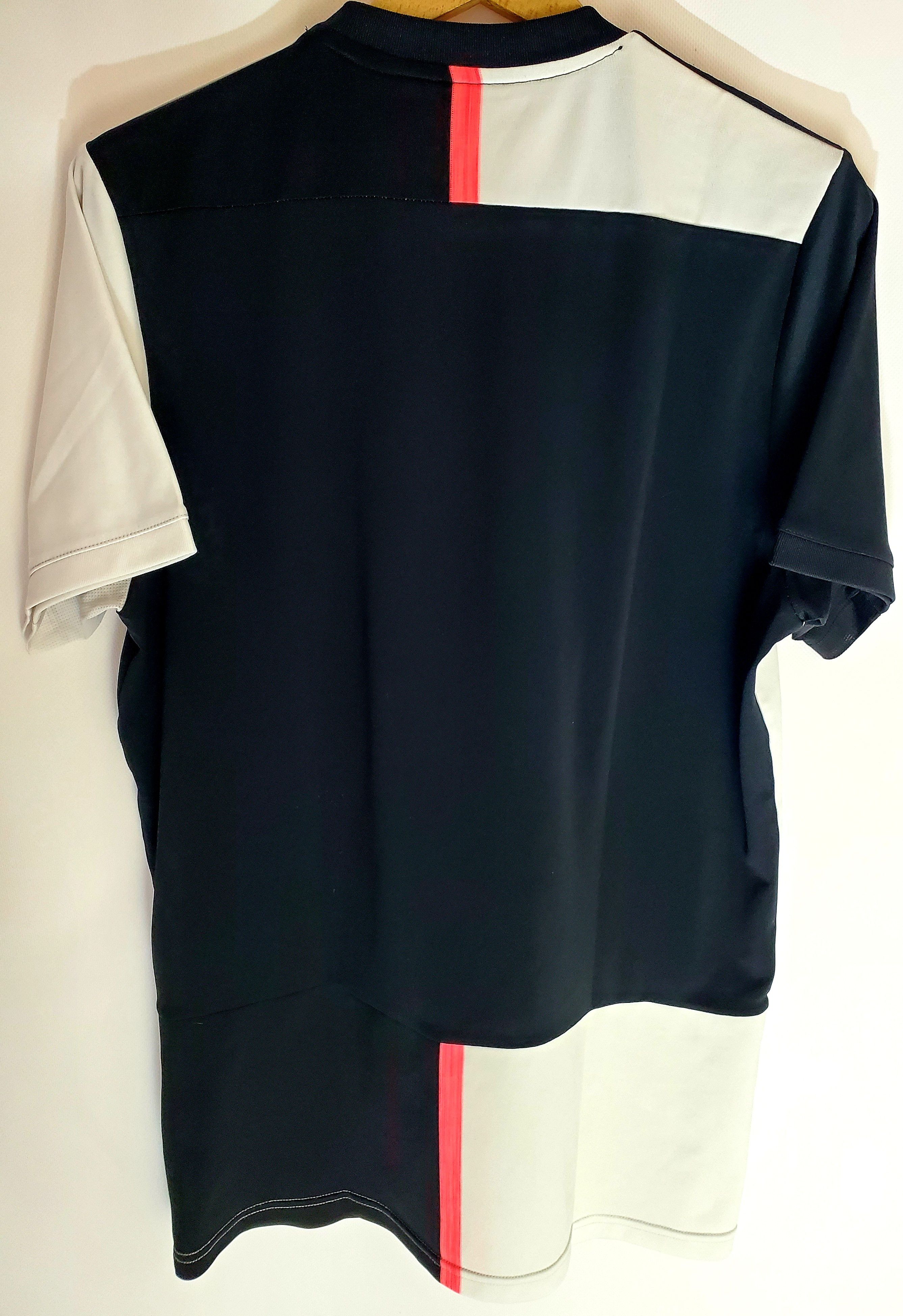 Adidas JUVENTUS 2019 2020 HOME SHIRT FOOTBALL SOCCER JERSEY size M Size US M / EU 48-50 / 2 - 6 Thumbnail