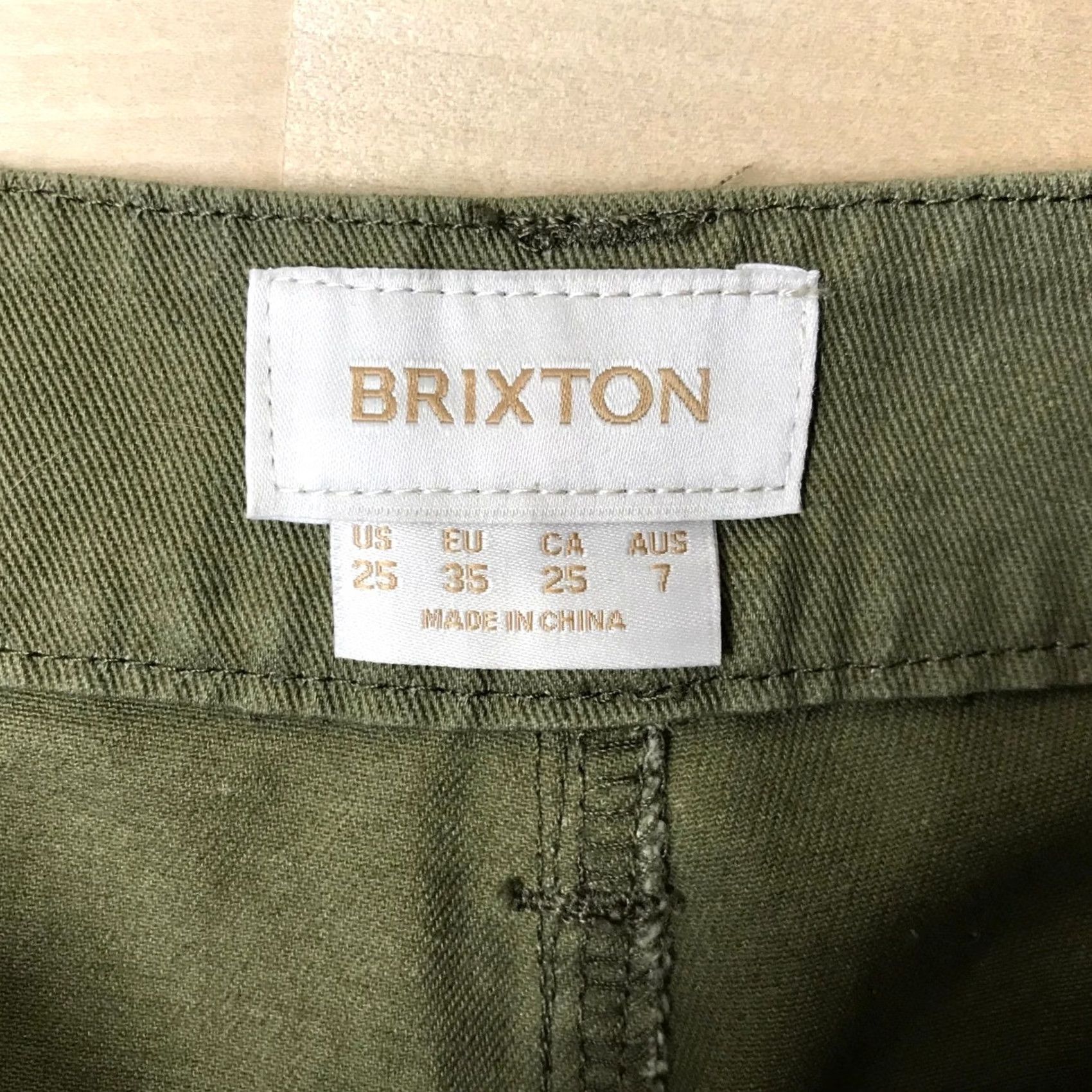 Brixton Brixton Womens Olive Green Utility Carpenter Shorts High Waisted Size 25 NWT Size 42" / US 20 - 7 Thumbnail