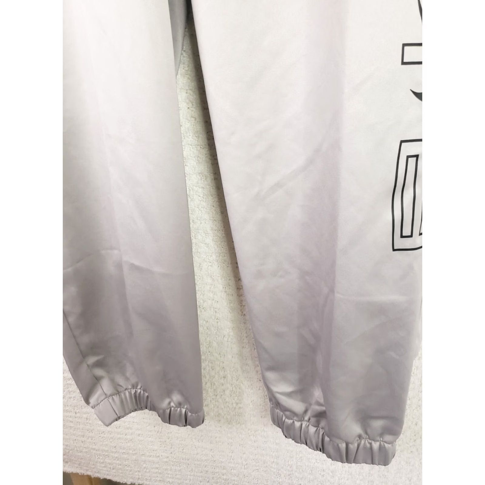 Nike Nike Sportswear Joggers Pants 2XL Mens Gray New With Tags Regular Slim Tapered Zip Pocket Swoosh Nike Air Size US 39 - 7 Thumbnail