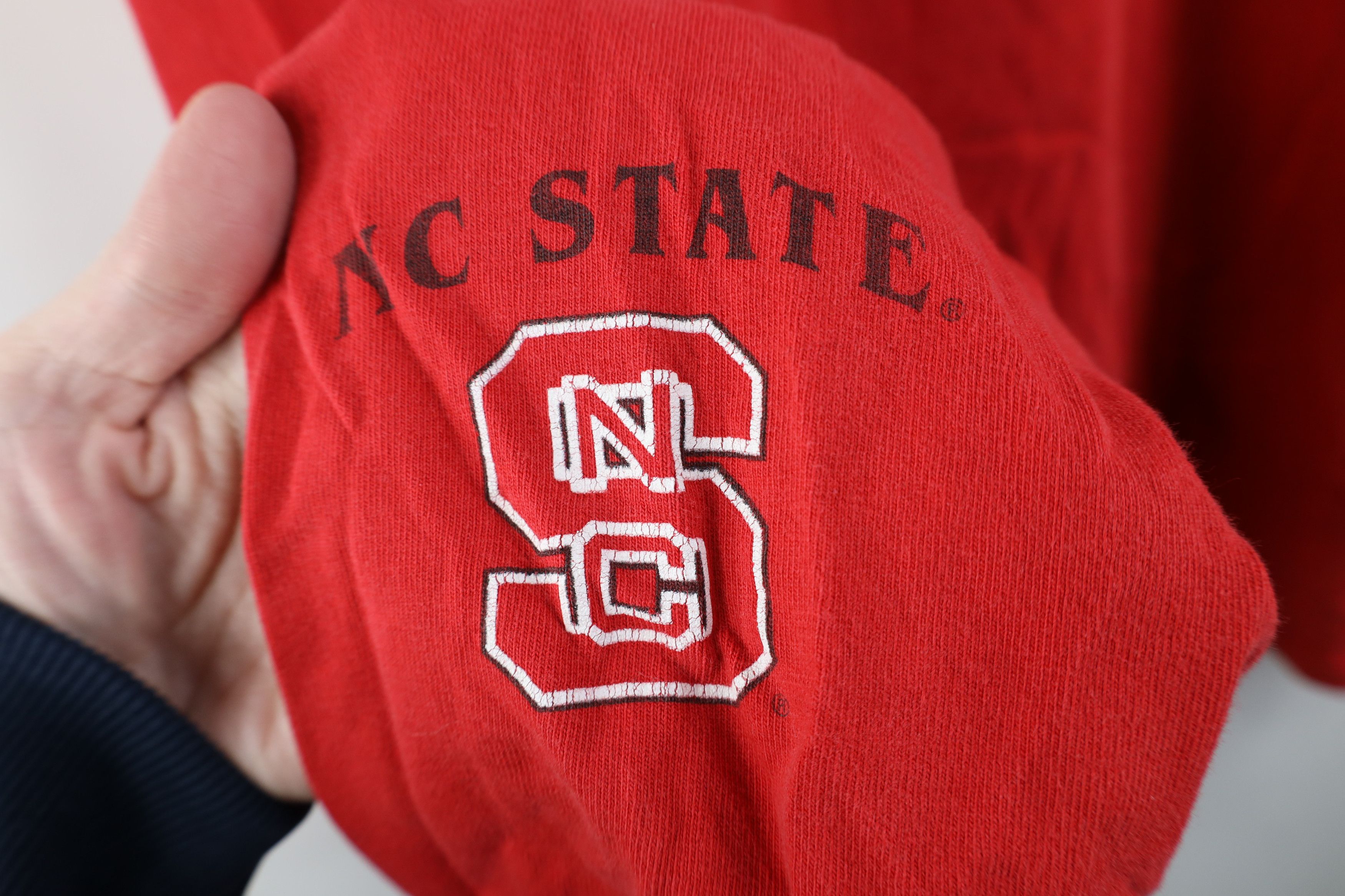 Vintage Vintage 90s Carolina State University Long Sleeve T-Shirt Size US XXL / EU 58 / 5 - 9 Thumbnail