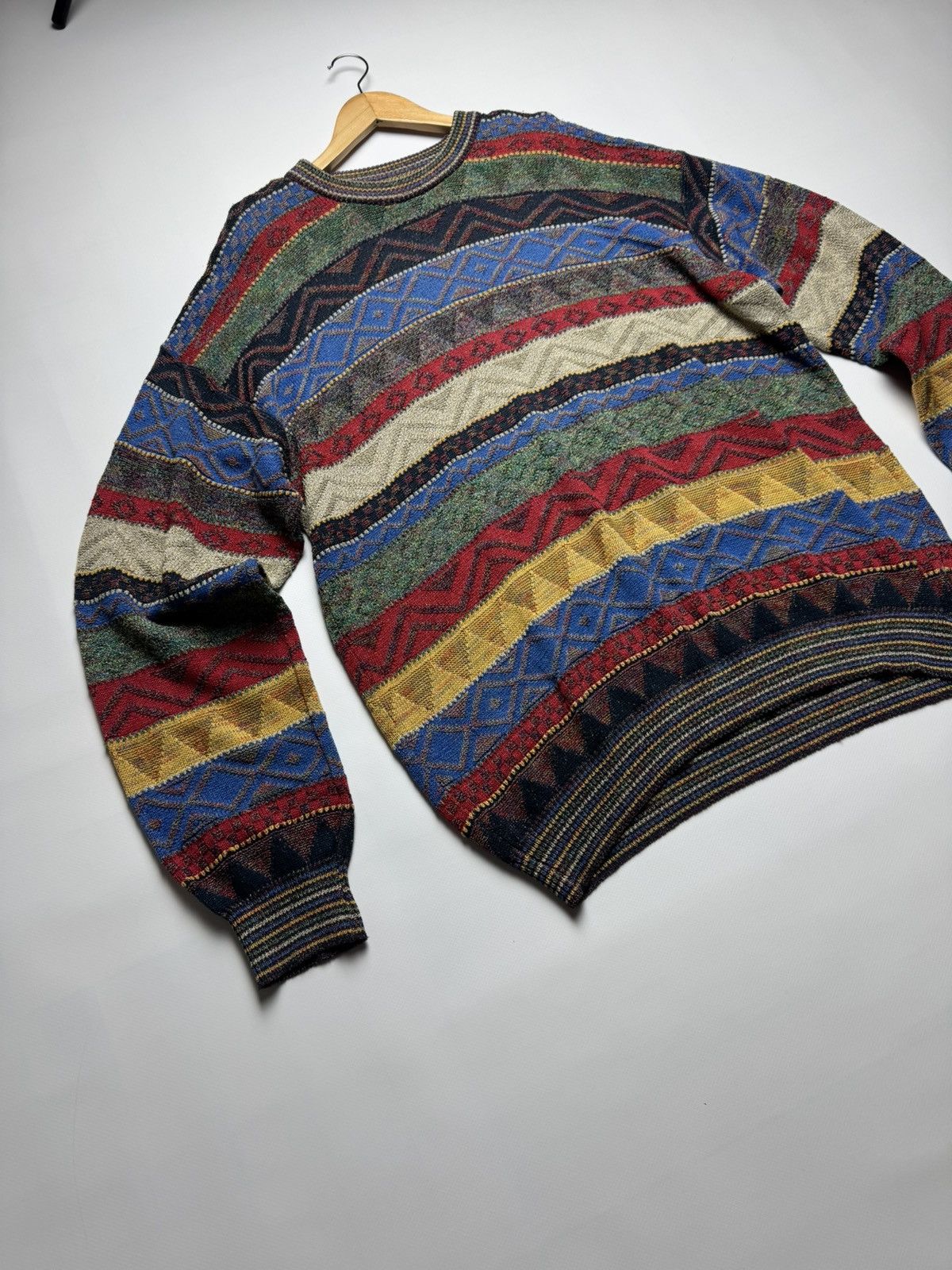 Japanese Brand Vintage 90s Italian Geometric Knit Sweater - Multi-pattern Size US L / EU 52-54 / 3 - 2 Thumbnail