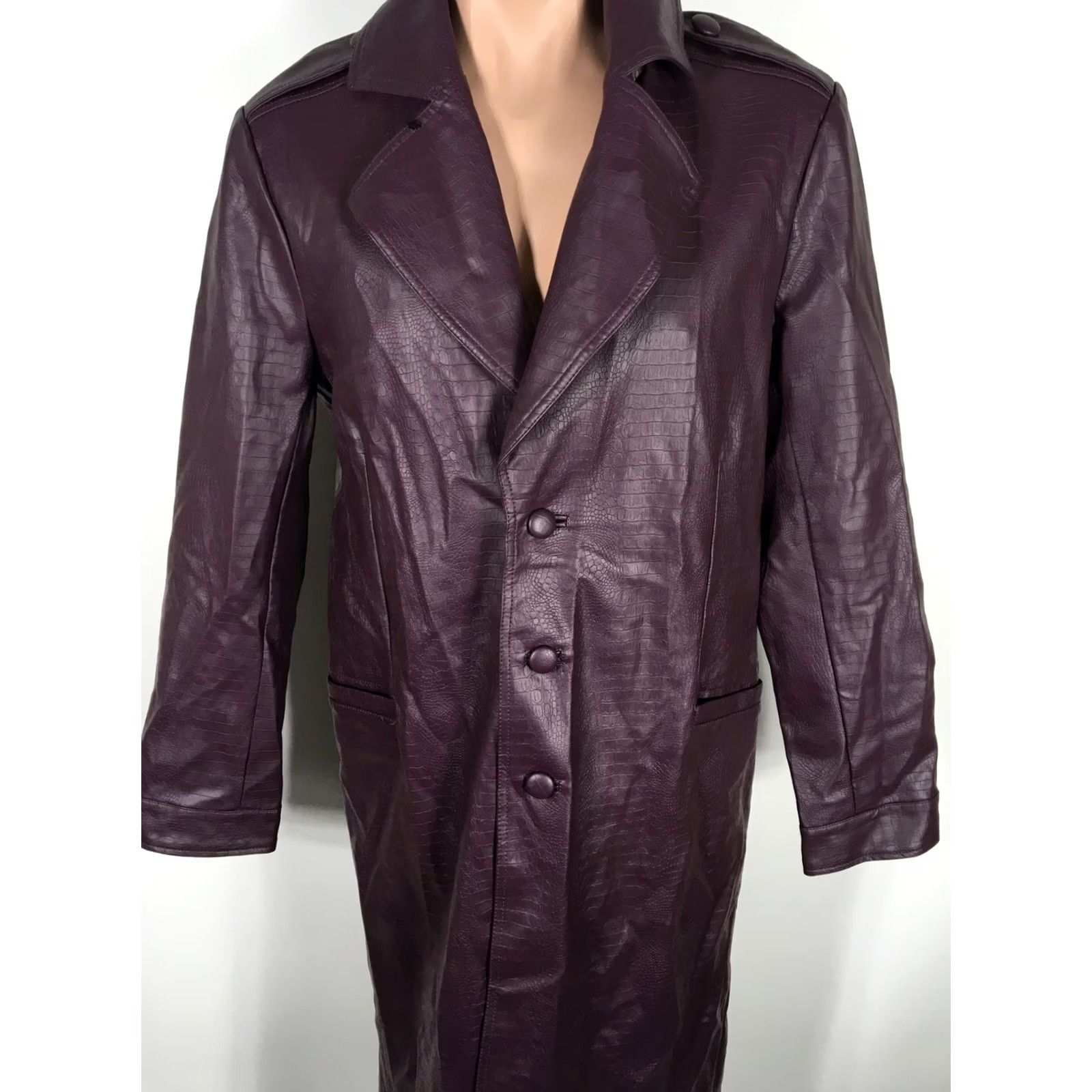 Hot Topic VINTAGE The Joker Suicide Squad Purple Jacket Trench Coat Men L Cosplay Hot Topic Caped Collared Animal Print Button Closure Faux Leather Size US L / EU 52-54 / 3 - 3 Thumbnail