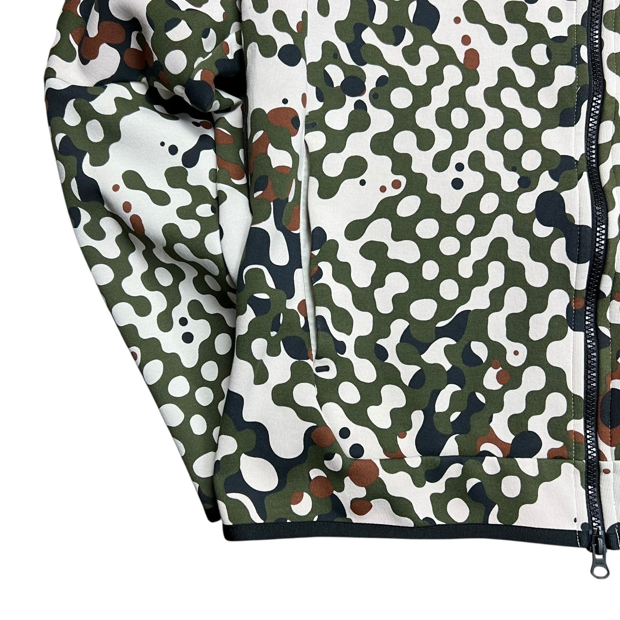 Nike Nike Sportswear Tech Fleece React Camo Full-Zip Hoodie - S Size US M / EU 48-50 / 2 - 4 Thumbnail