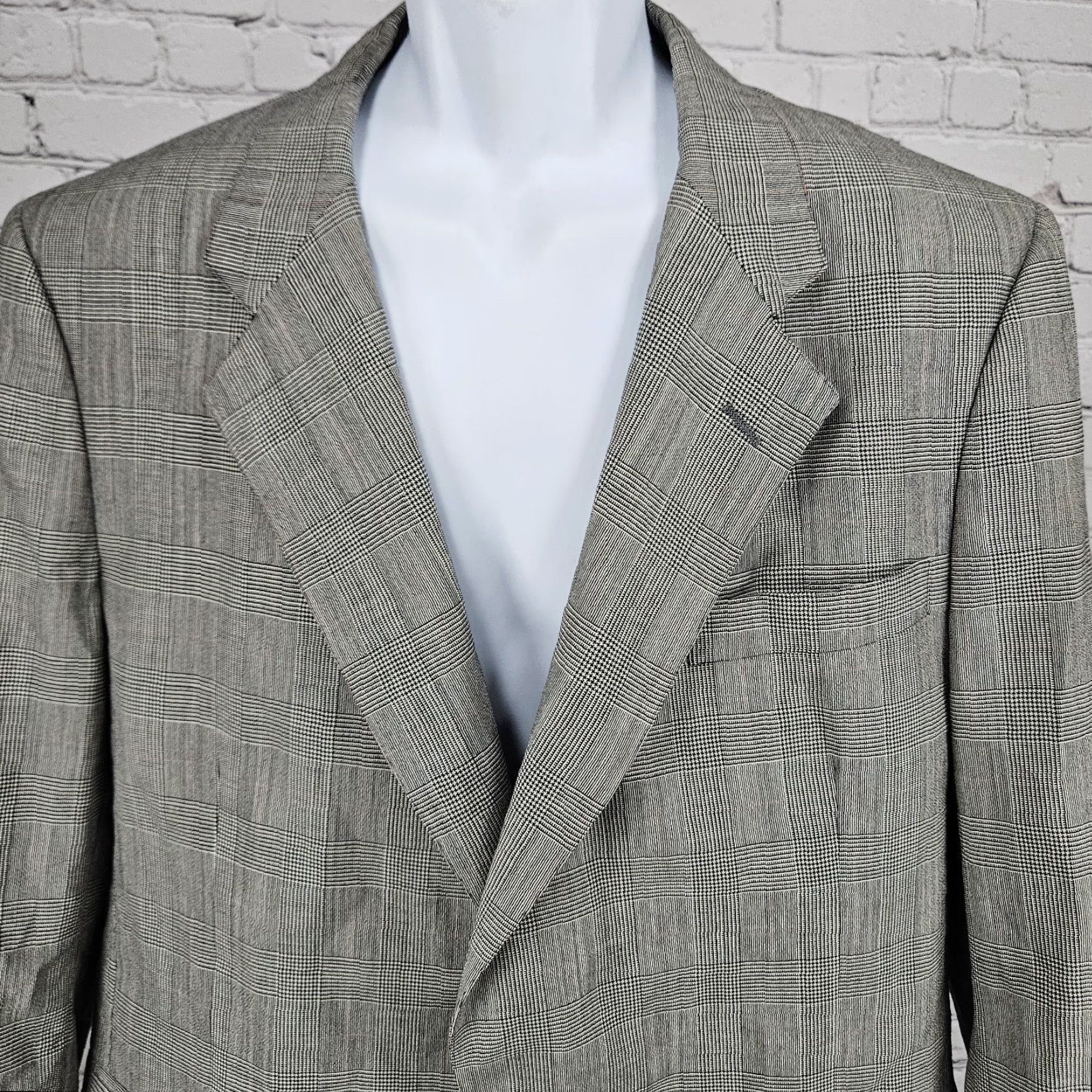 Jos. A. Bank VTG Jos A Bank Black White Wool Check 2 Button Notch Blazer Sport Coat USA 45 Size 48R - 7 Thumbnail