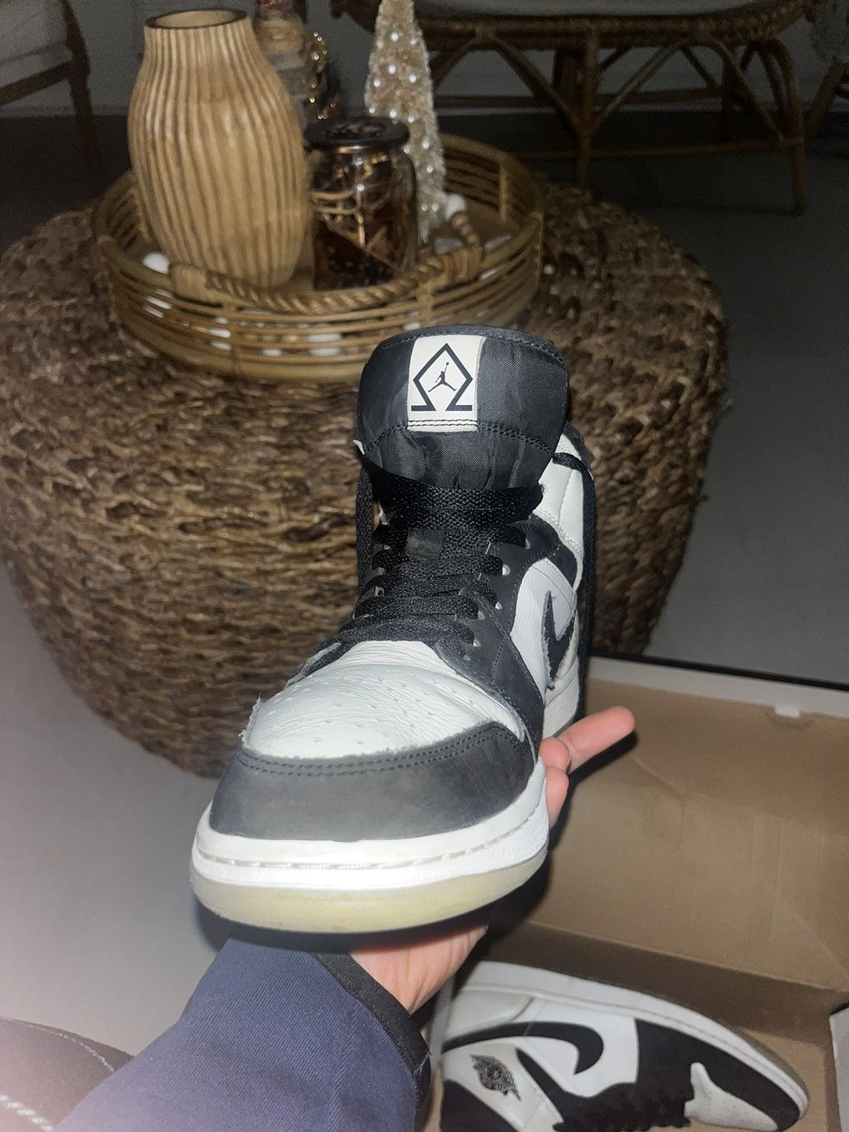 Air Jordan 1 SE ‘Diamond’ (Offers are available)