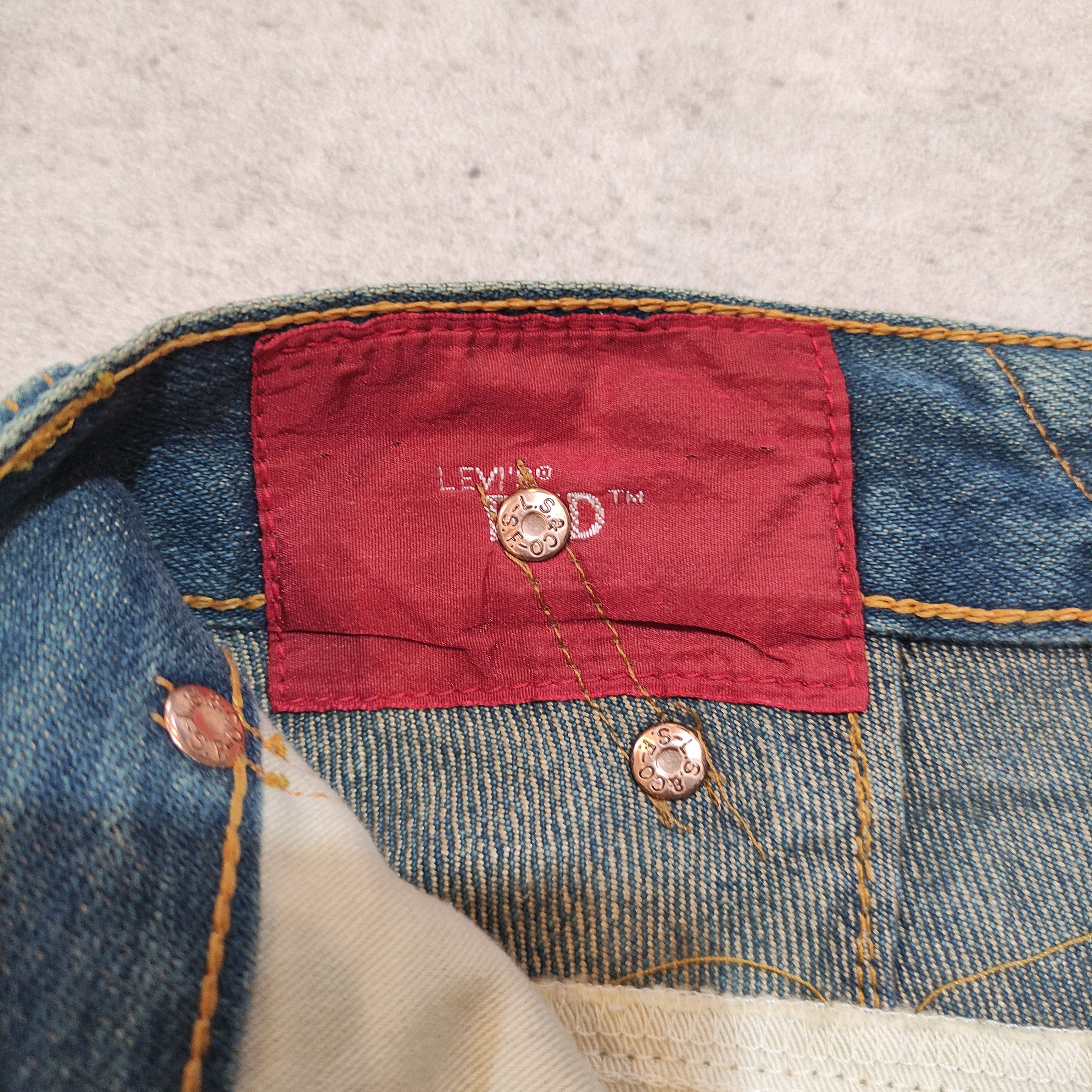 Levi's Vintage Clothing Vintage Levi’s RED Archive Denim – Made in Italy Size US 32 / EU 48 - 7 Thumbnail