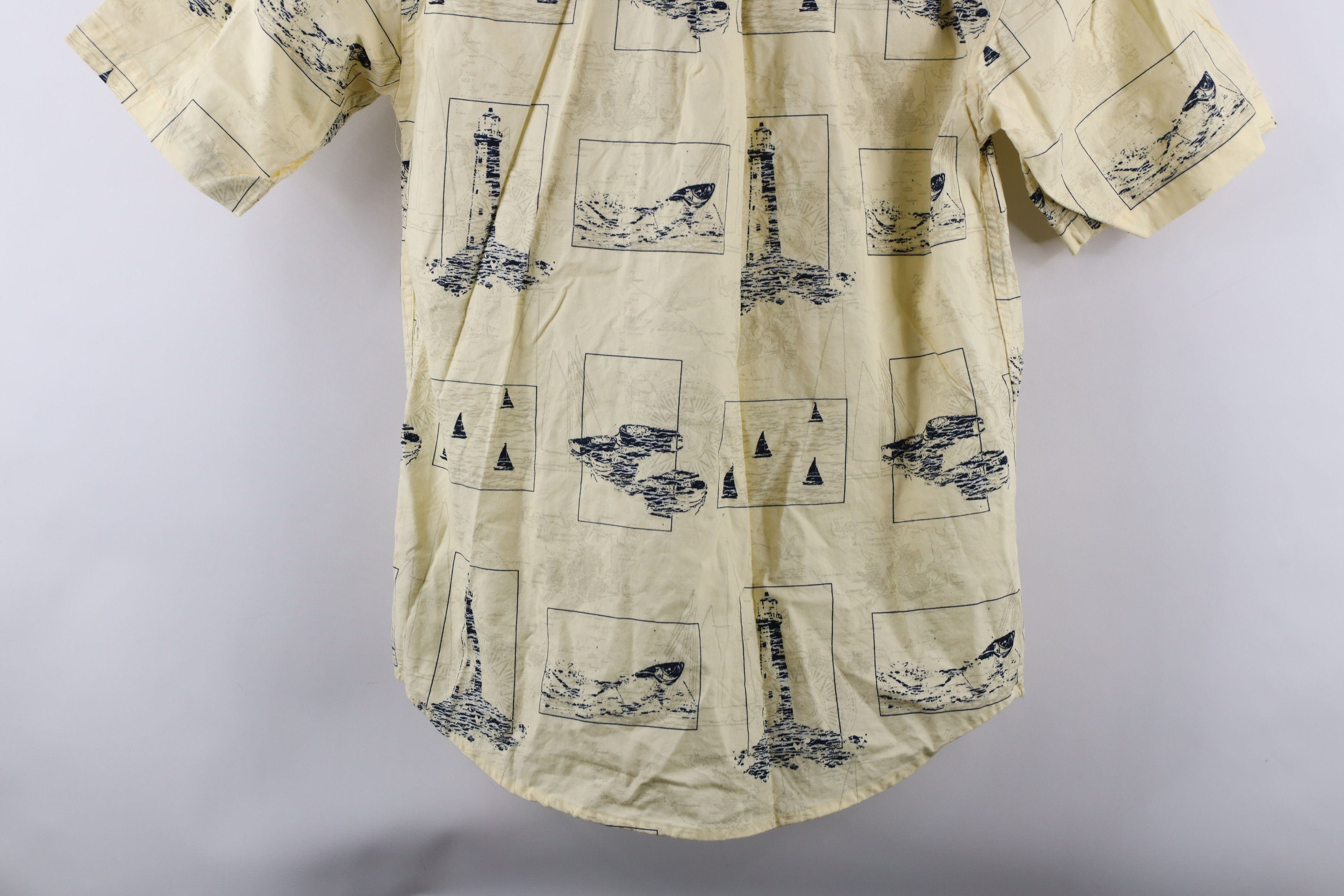 Vintage Vintage 90s Streetwear Lighthouse Boat Button Down Shirt Size US S / EU 44-46 / 1 - 9 Thumbnail