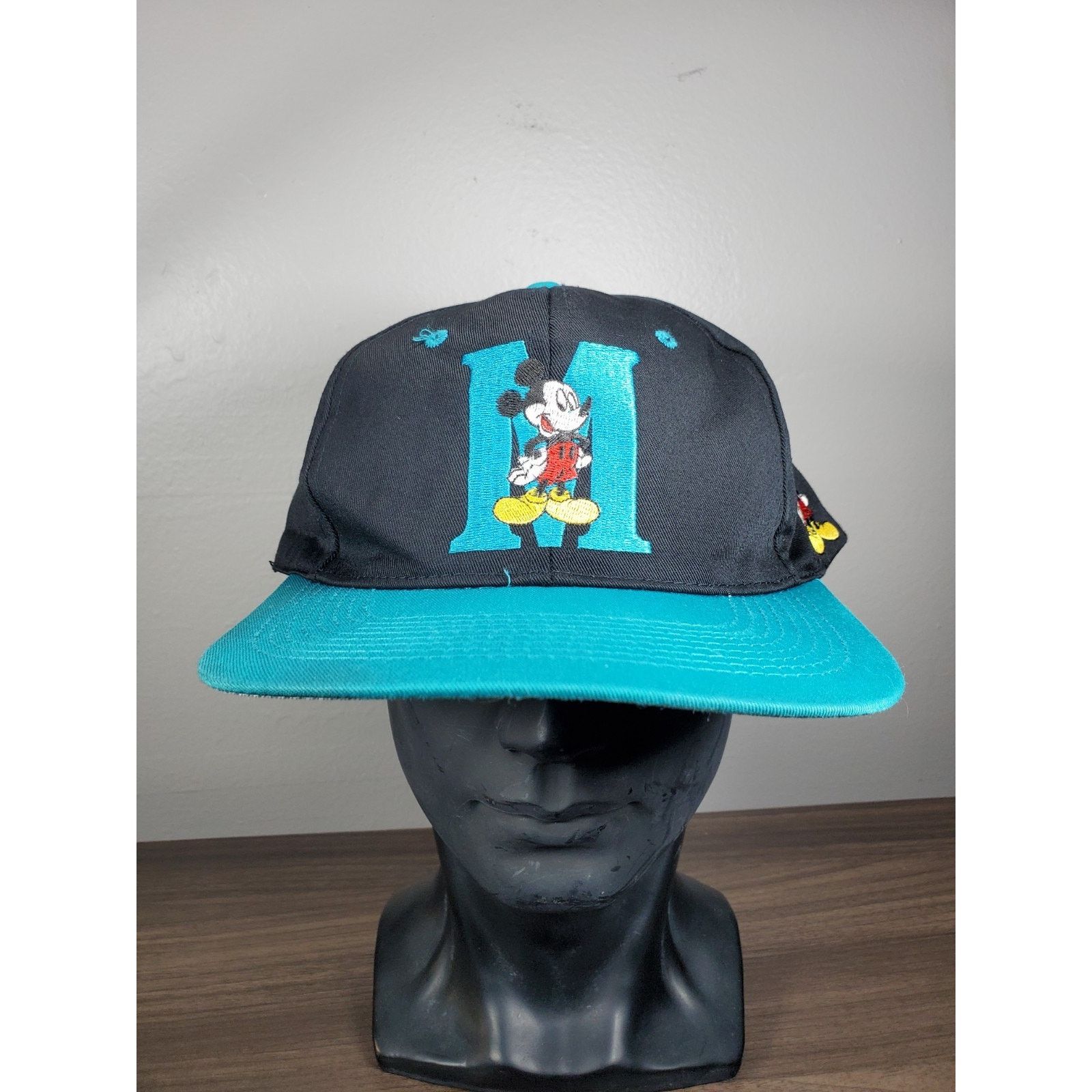 Disney × Mickey Unlimited × Vintage Disney Mickey Mouse Snapback Hat Cap M Logo Two Tone Size ONE SIZE - 2 Thumbnail