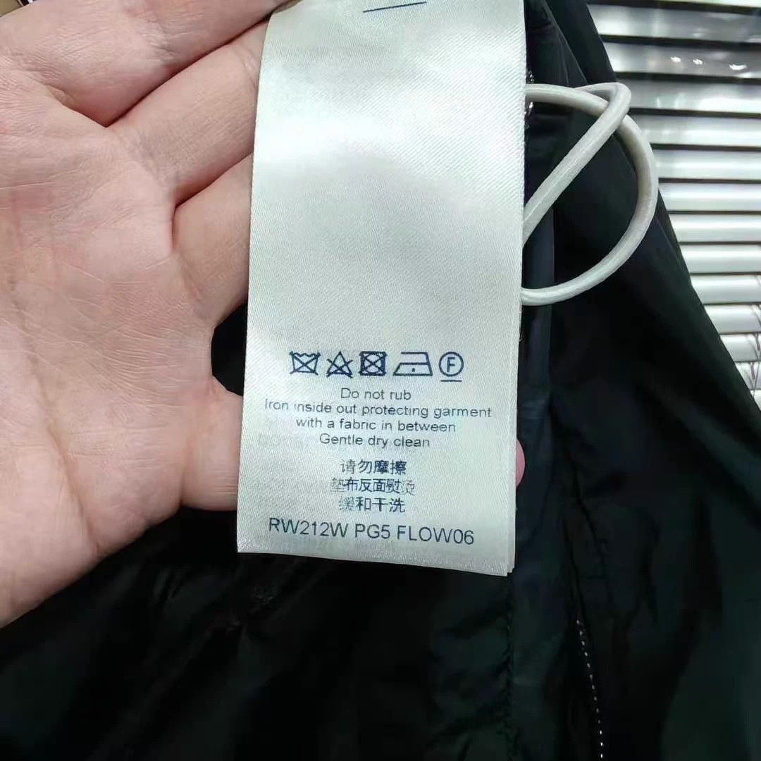 Louis Vuitton LV Arm Logo Trench Coat 36 99 New Size XS / US 0-2 / IT 36-38 - 4 Thumbnail