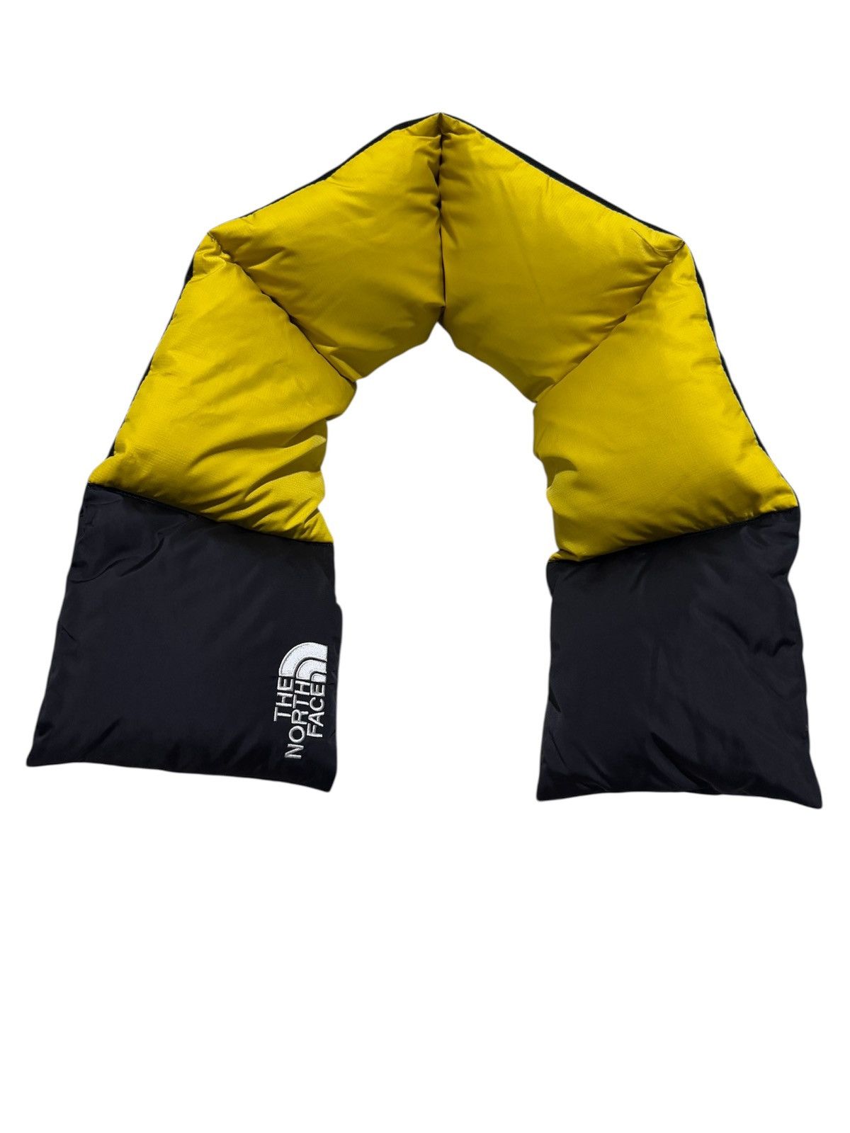 TNF Nuptse Puffer Scarf Muffler