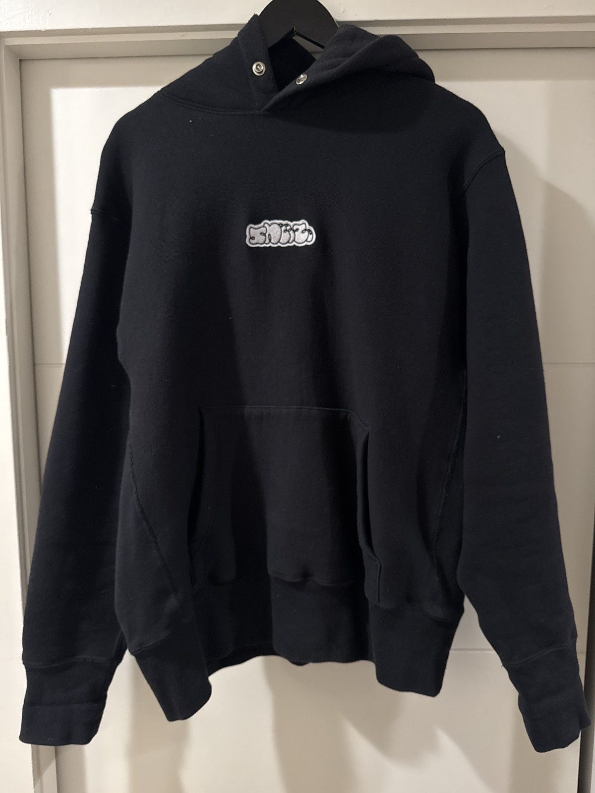 トップス sneeze magazine LQQK STUDIO SNAP HOODIE LQQK Studio/SIGNATURE SNAP FLEECE HOODIE (NAVY)