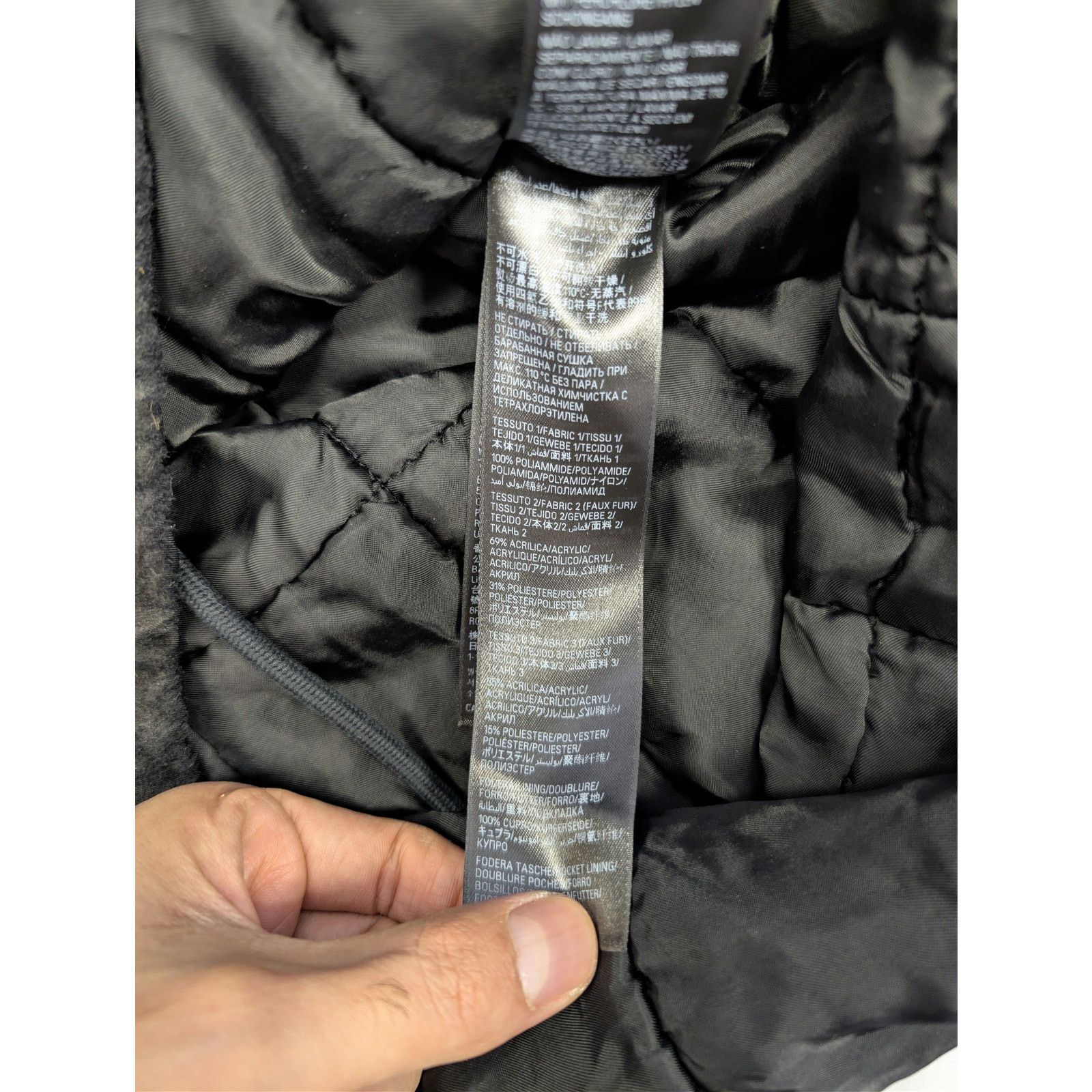 Balenciaga o1rshd1 Nylon Satin Parka Long Coat in Black Size US M / EU 48-50 / 2 - 17 Thumbnail