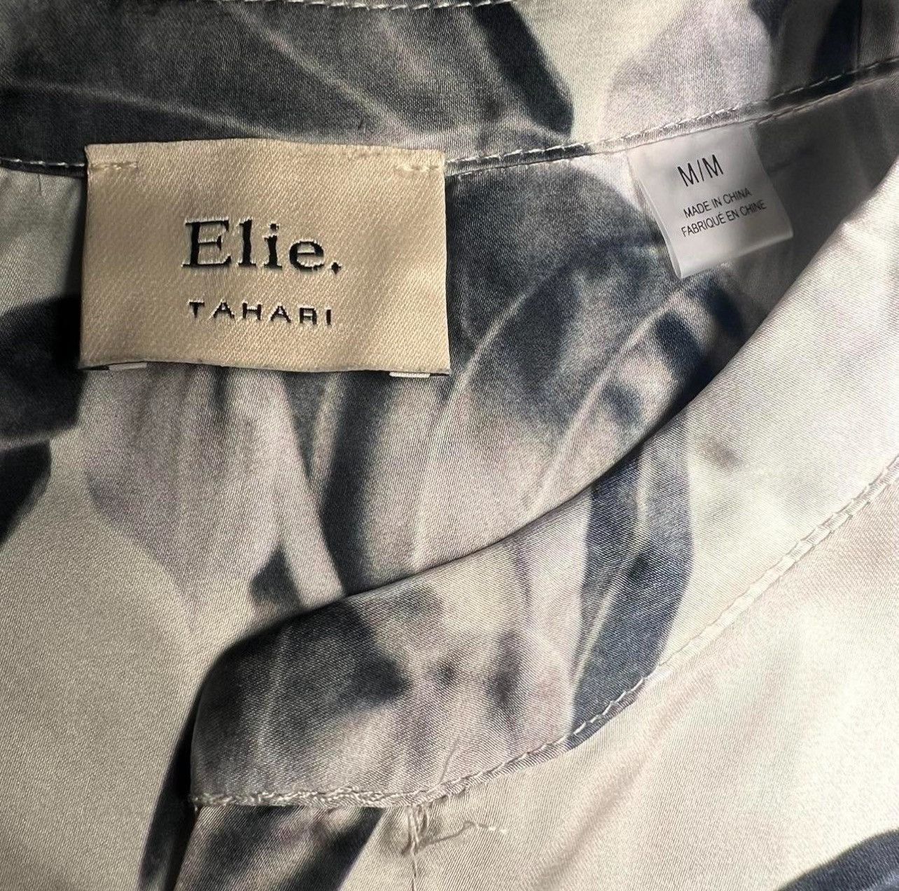 Elie Tahari Elie Tahari black and white floral button-up blouse Size M / US 6-8 / IT 42-44 - 4 Thumbnail