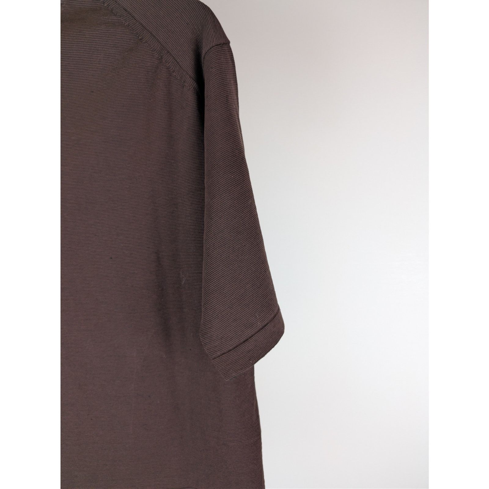 Jacquemus o1rshd1 LE Polo Shirt in Dark Brown Size US M / EU 48-50 / 2 - 13 Thumbnail