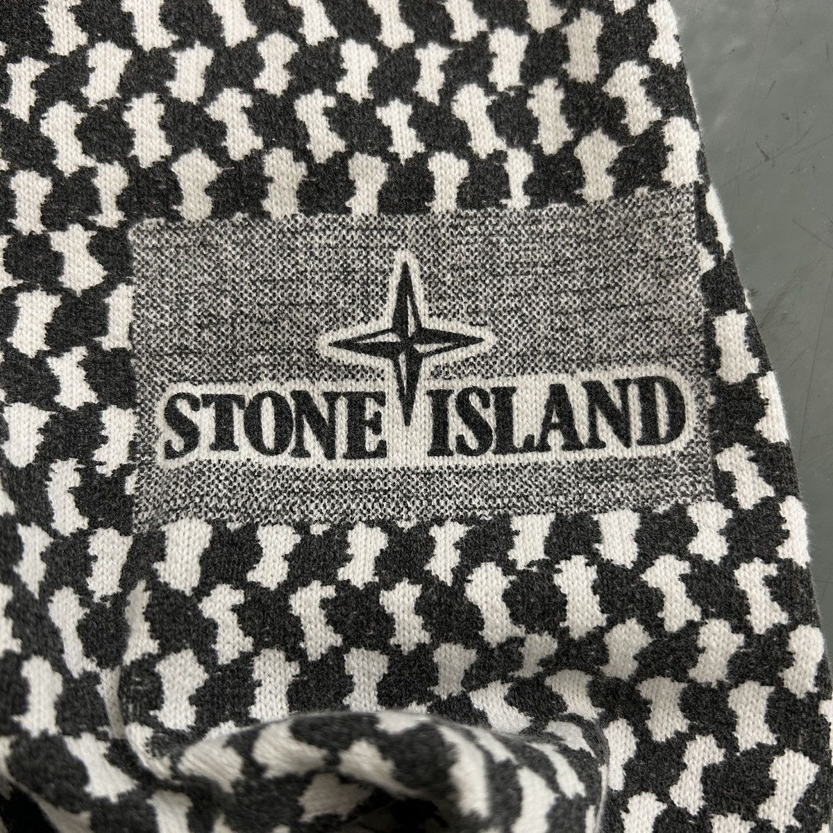 Stone Island Vintage stone island zip up hoodie Size US L / EU 52-54 / 3 - 4 Thumbnail