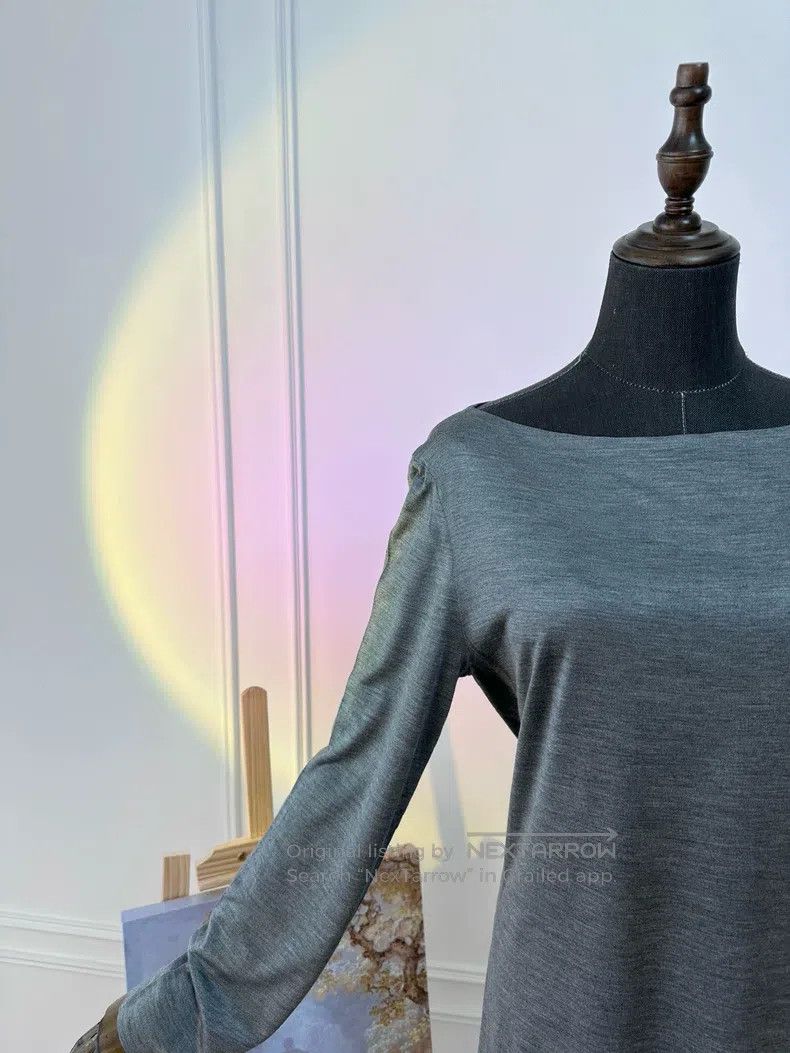 Hermes Hermes Elegant and Intellectual Silk Long Sleeve Top, Silv Size M / US 6-8 / IT 42-44 - 4 Thumbnail