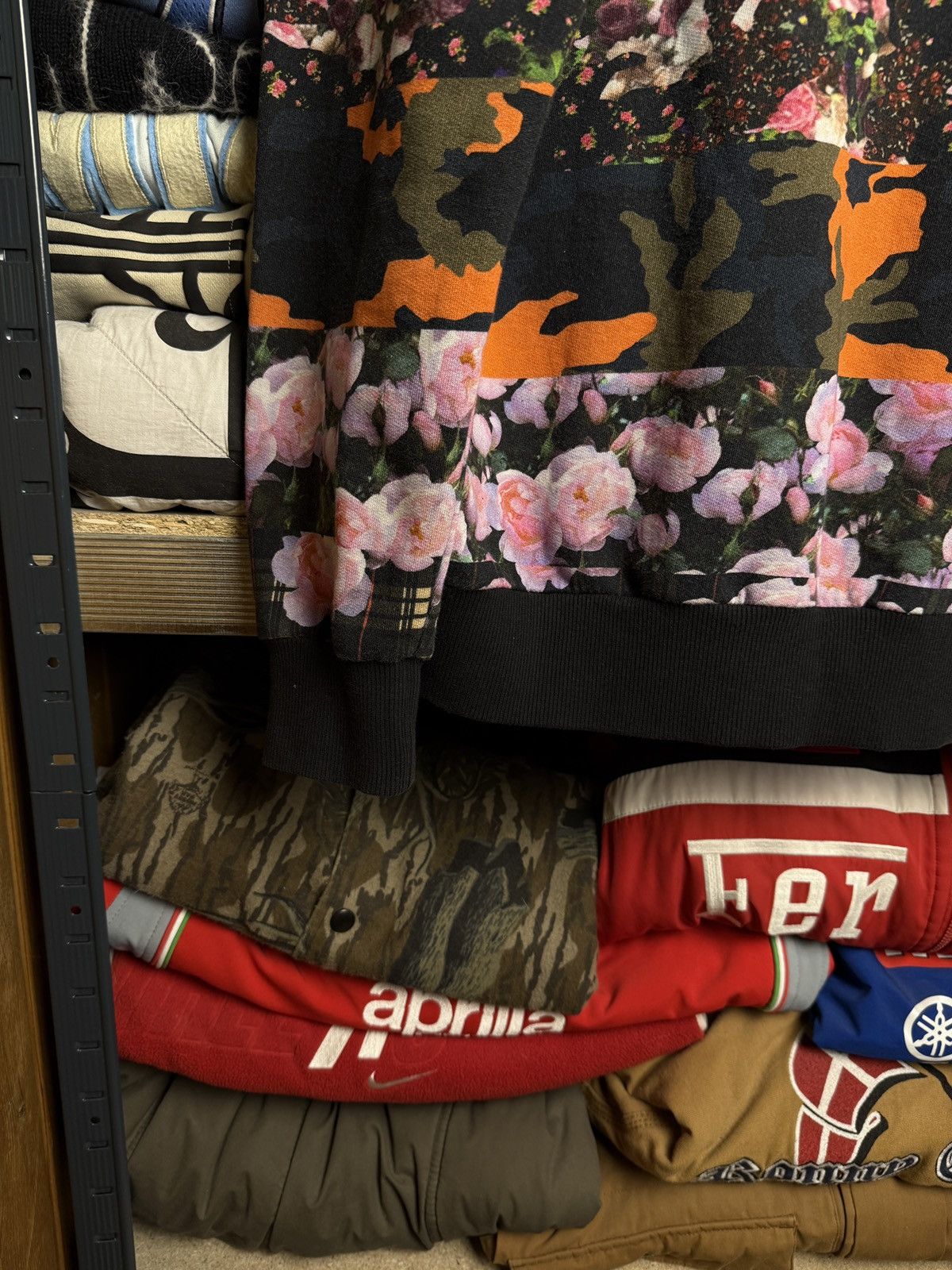 Givenchy Givenchy Floral Print Sweatshirt Size US M / EU 48-50 / 2 - 7 Thumbnail