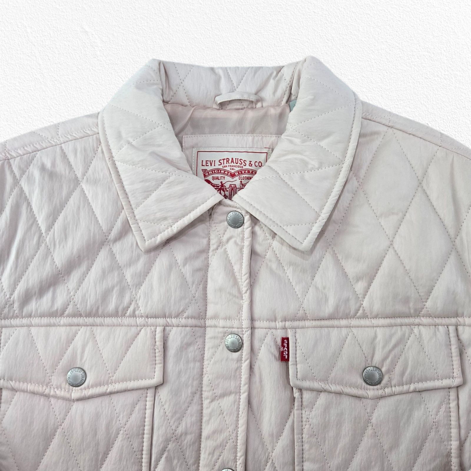Levi's Levi’s Pastel Pink Quilted Shirt Jacket Shacket Size Medium Size M / US 6-8 / IT 42-44 - 4 Thumbnail