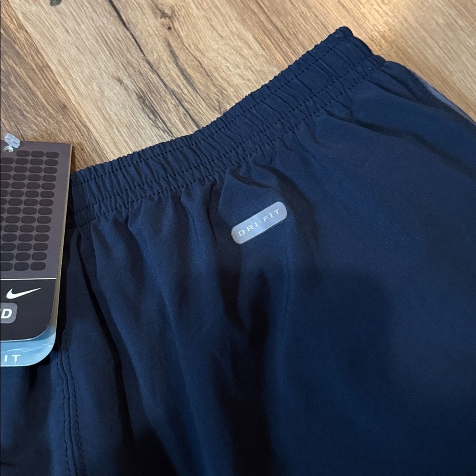 Nike 90s Nike Tailwind Dri-Fit Jogger Sweatpants Size US 30 / EU 46 - 6 Thumbnail