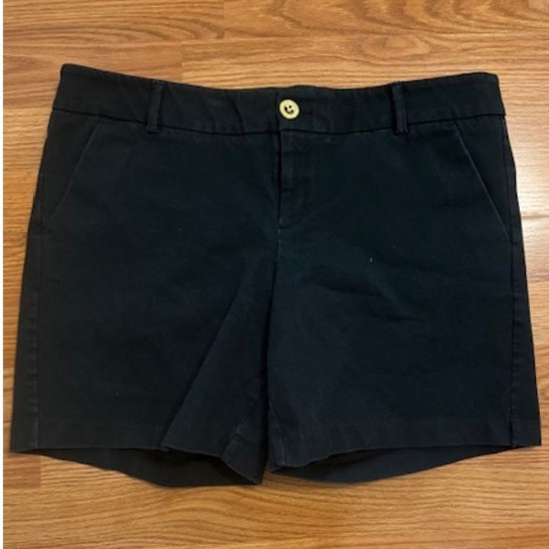 Lilly Pulitzer Lilly Pulitzer Callahan High Rise High Tide 5” Short 12 Size 34" / US 12 / IT 48 - 2 Thumbnail