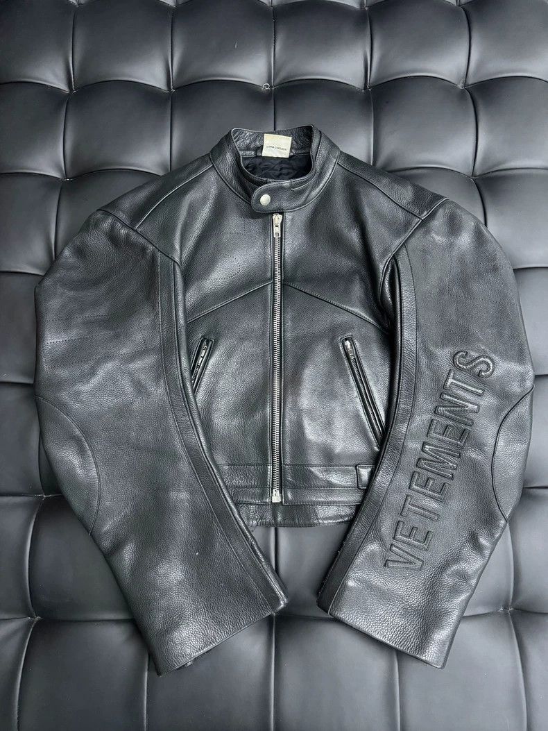 Vetements FW17 Racing Biker Old Leather Jacket Black