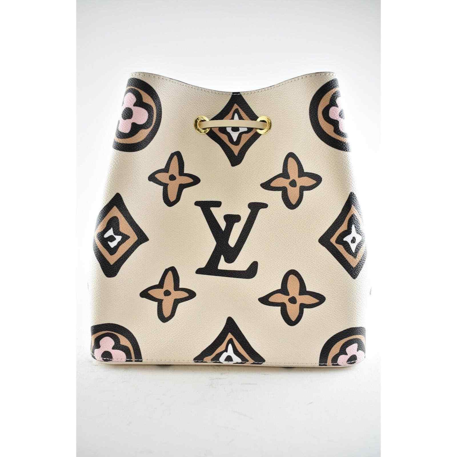 Louis Vuitton Louis Vuitton MM Cream Monogram Logo Shoulder Crossbody Bag Size ONE SIZE - 8 Thumbnail
