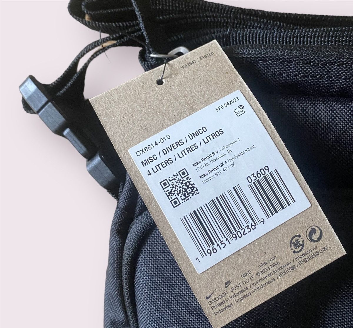Nike Tn Crossbody bag