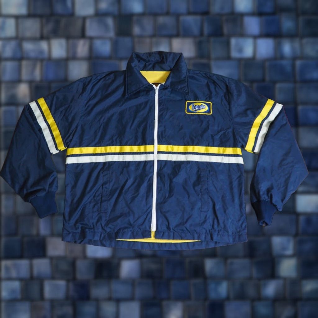 Vintage VTG 70s Swingster BANDOG Navy Blue Yellow Satin Nylon Striped Jacket USA XL Shirt Mens Size US XL / EU 56 / 4 - 1 Thumbnail